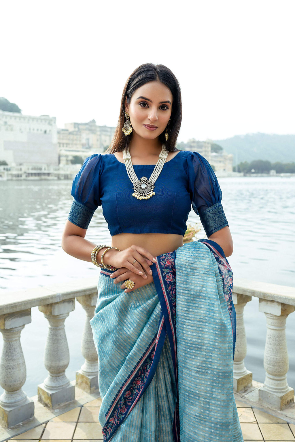 Firozi Soft Silk Zari Woven Traditional Saree with Unstitched Blouse