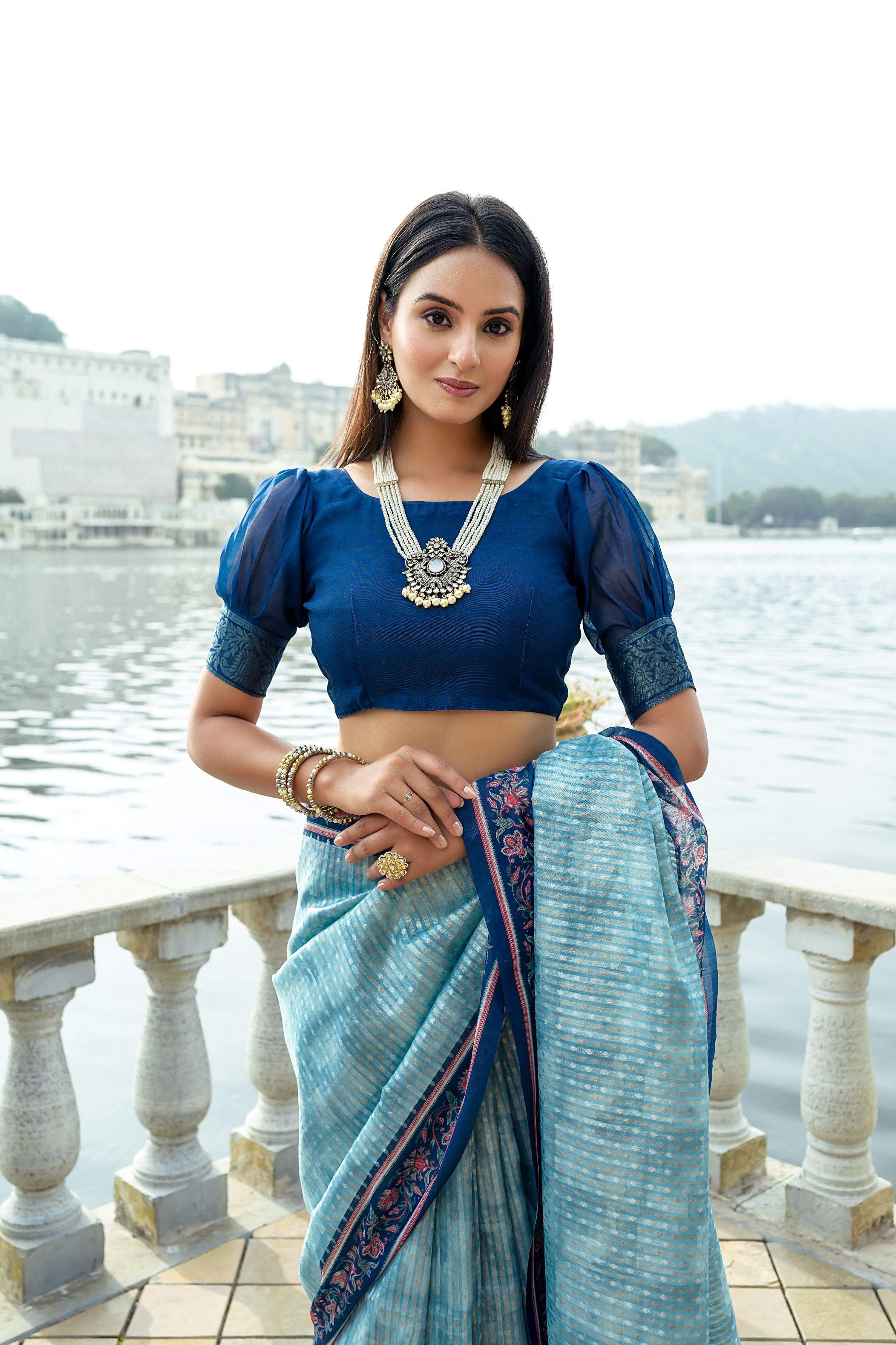 Firozi Soft Silk Zari Woven Traditional Saree with Unstitched Blouse