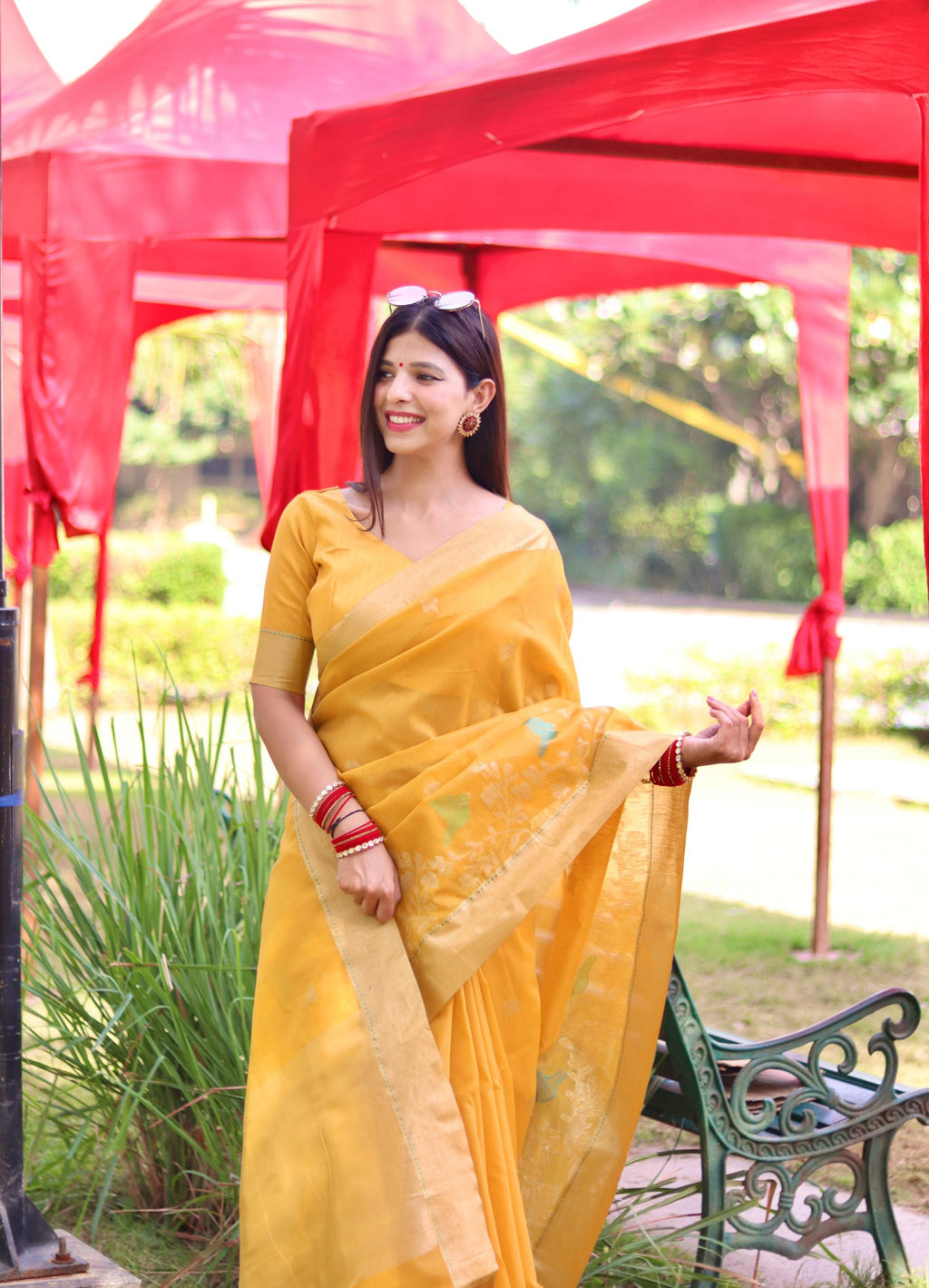 Women's Yellow Linen Silk Saree with Zari Woven Border & Blouse