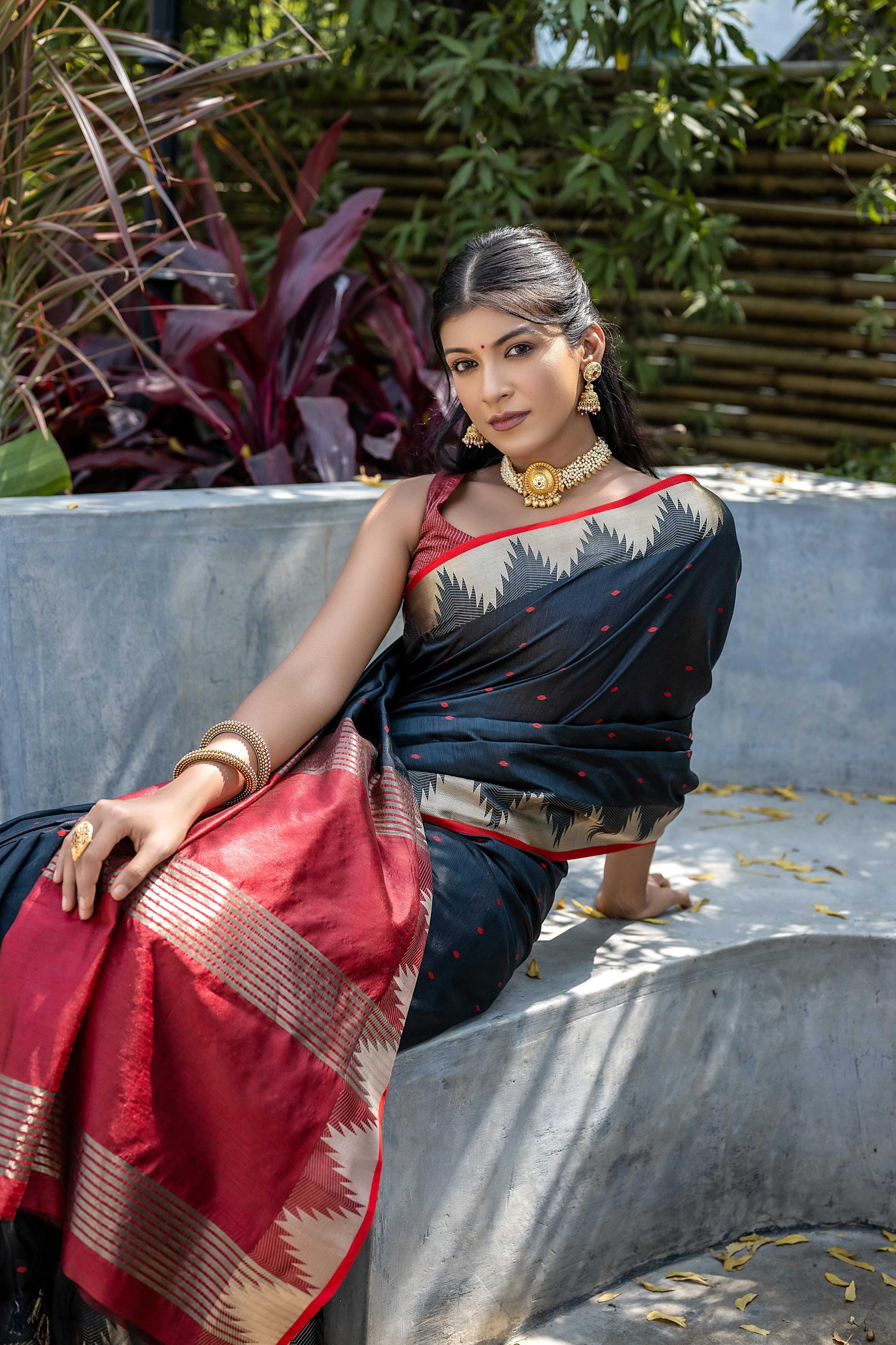 Black Tussar Silk Saree with Traditional Temple Border & Zari