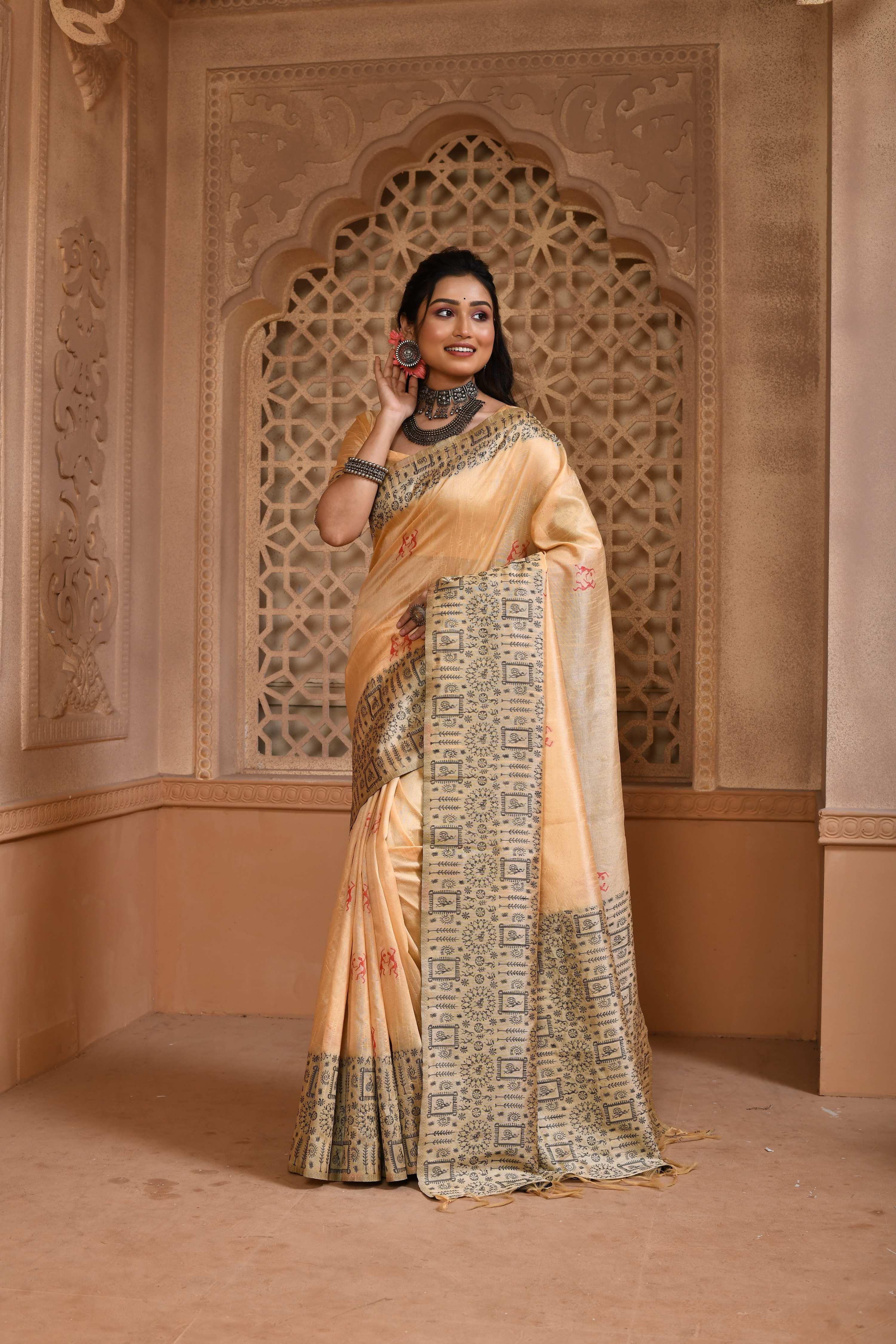 Cream Handloom Raw Silk Saree with Weaving Pallu & Blouse