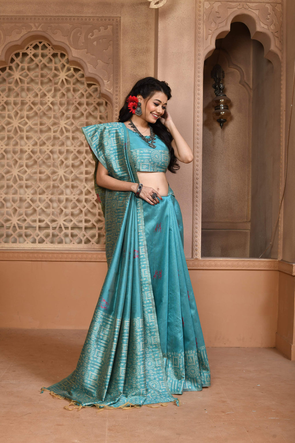 Firozi Handloom Raw Silk Saree with Woven Pallu and Blouse
