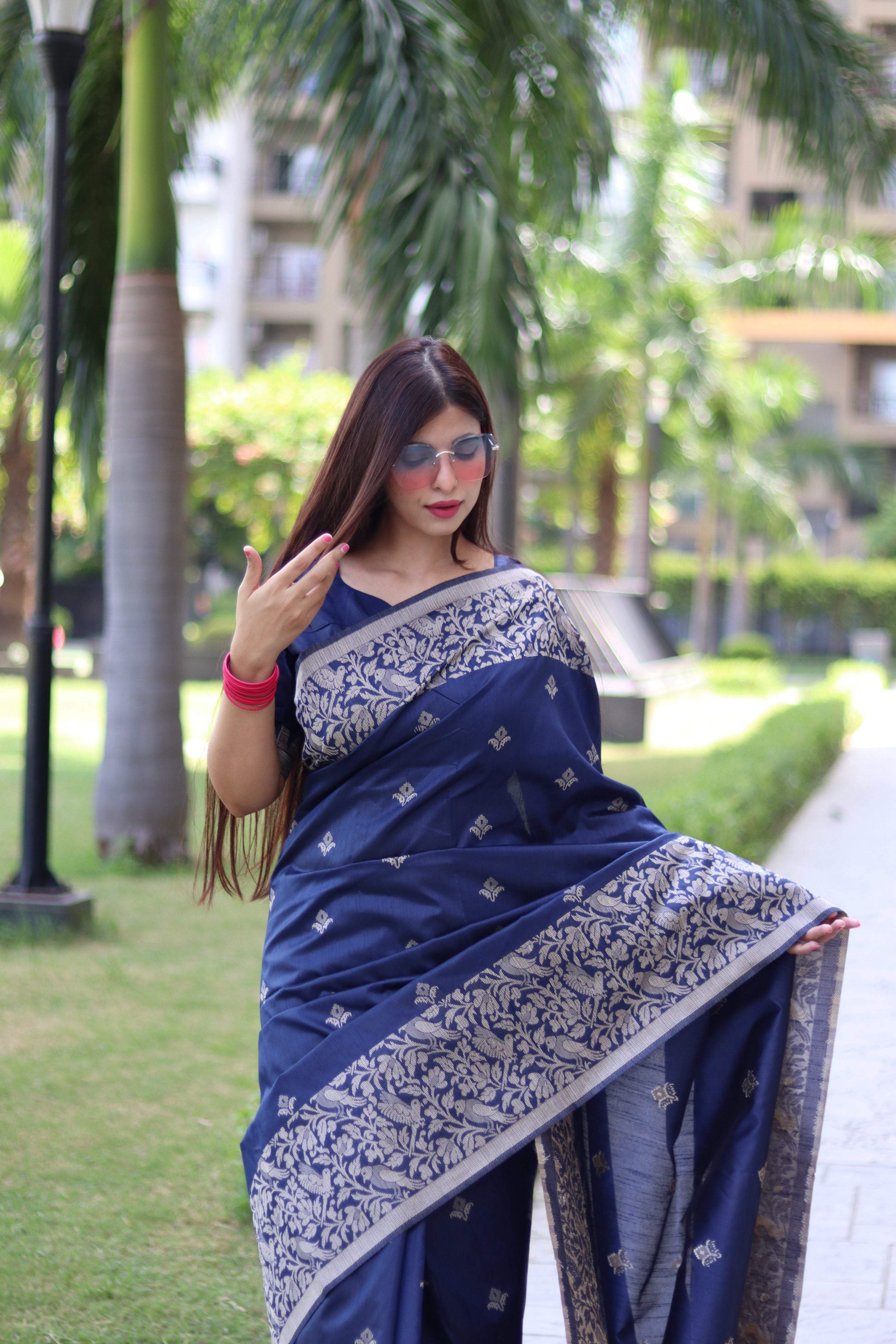 Navy Blue Handloom Raw Silk Saree with Weaving Pallu and Blouse