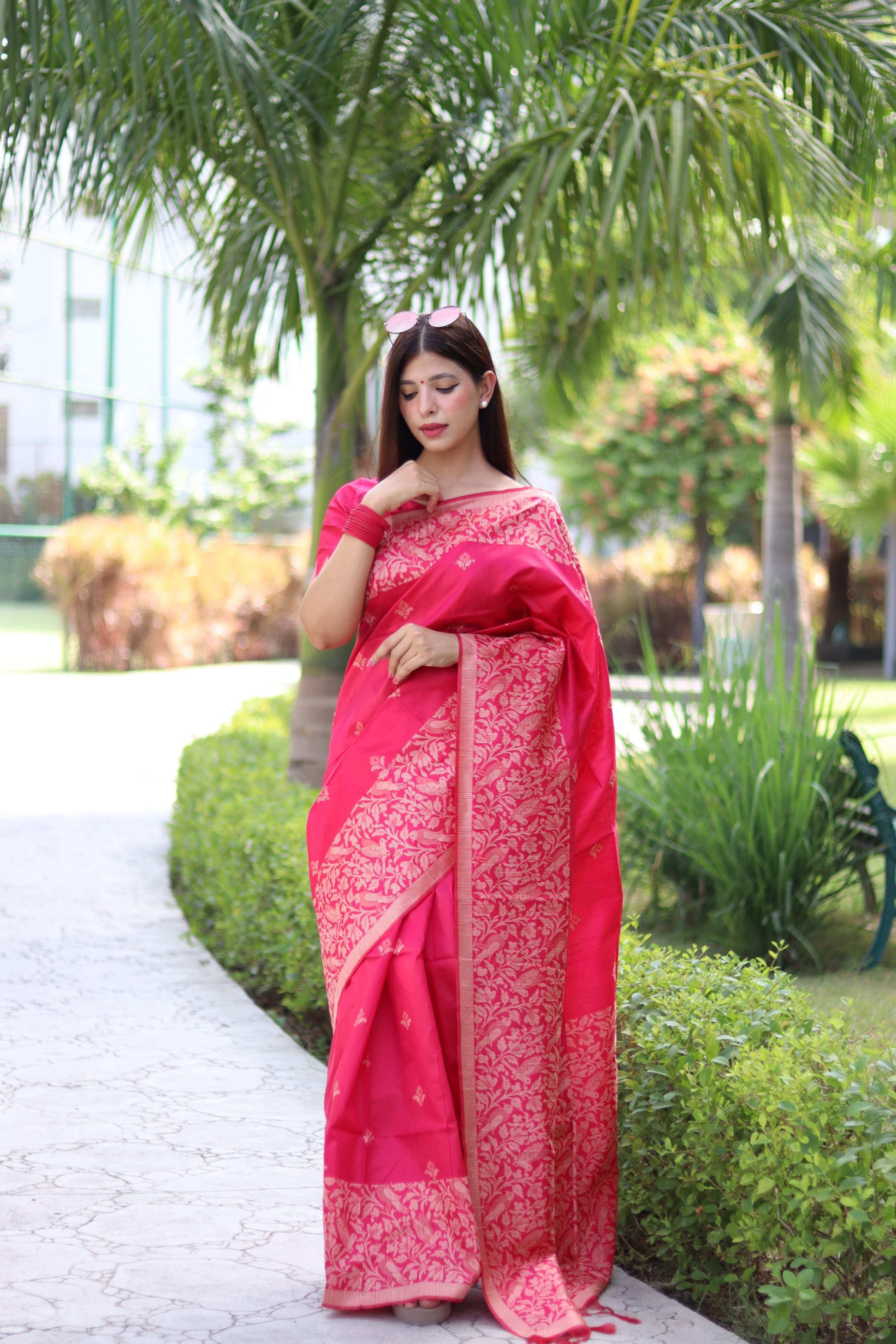 Rani Pink Handloom Raw Silk Saree with Weaving Pallu & Blouse
