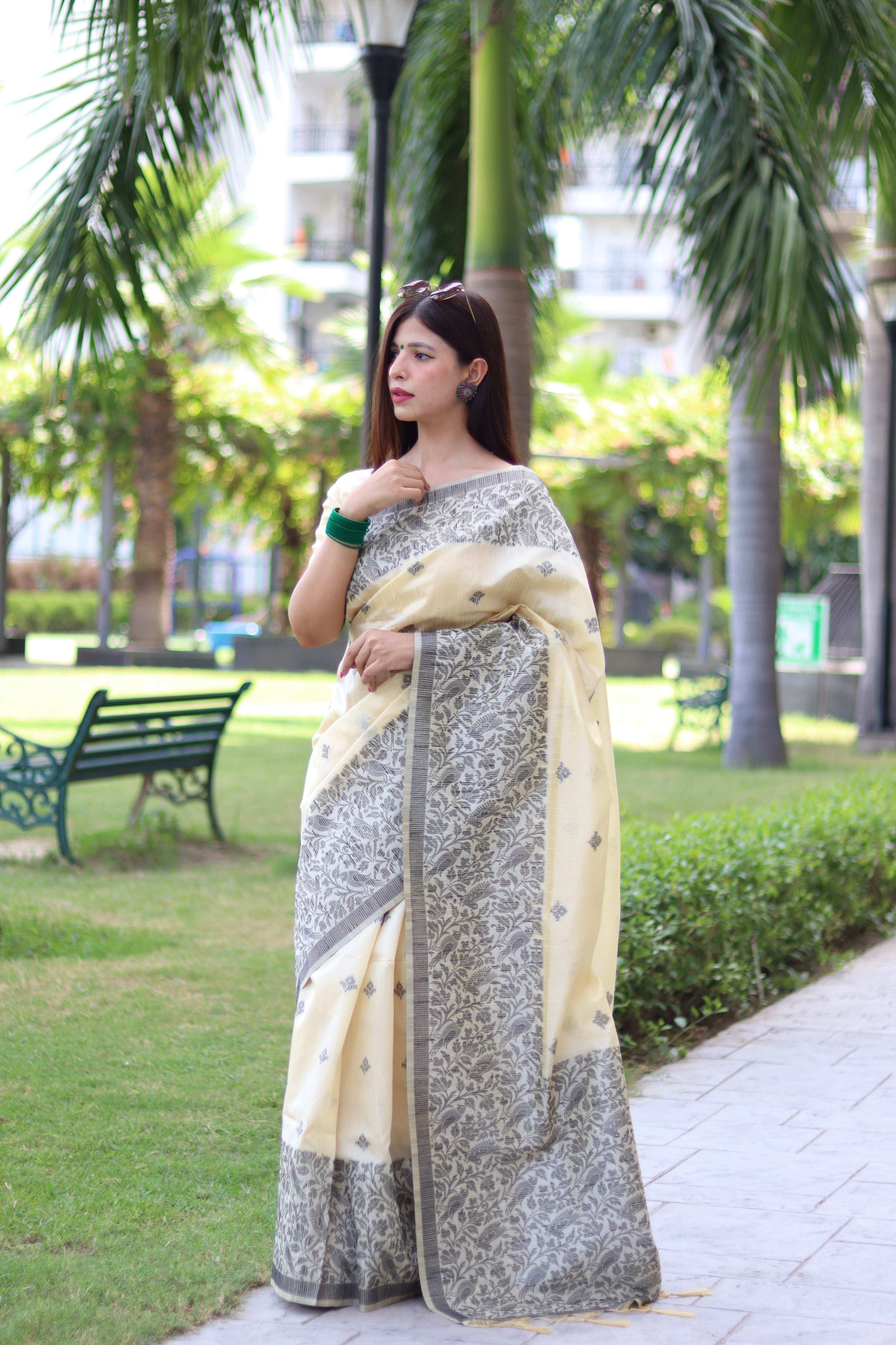Cream Handloom Raw Silk Saree with Elegant Weaving Pallu