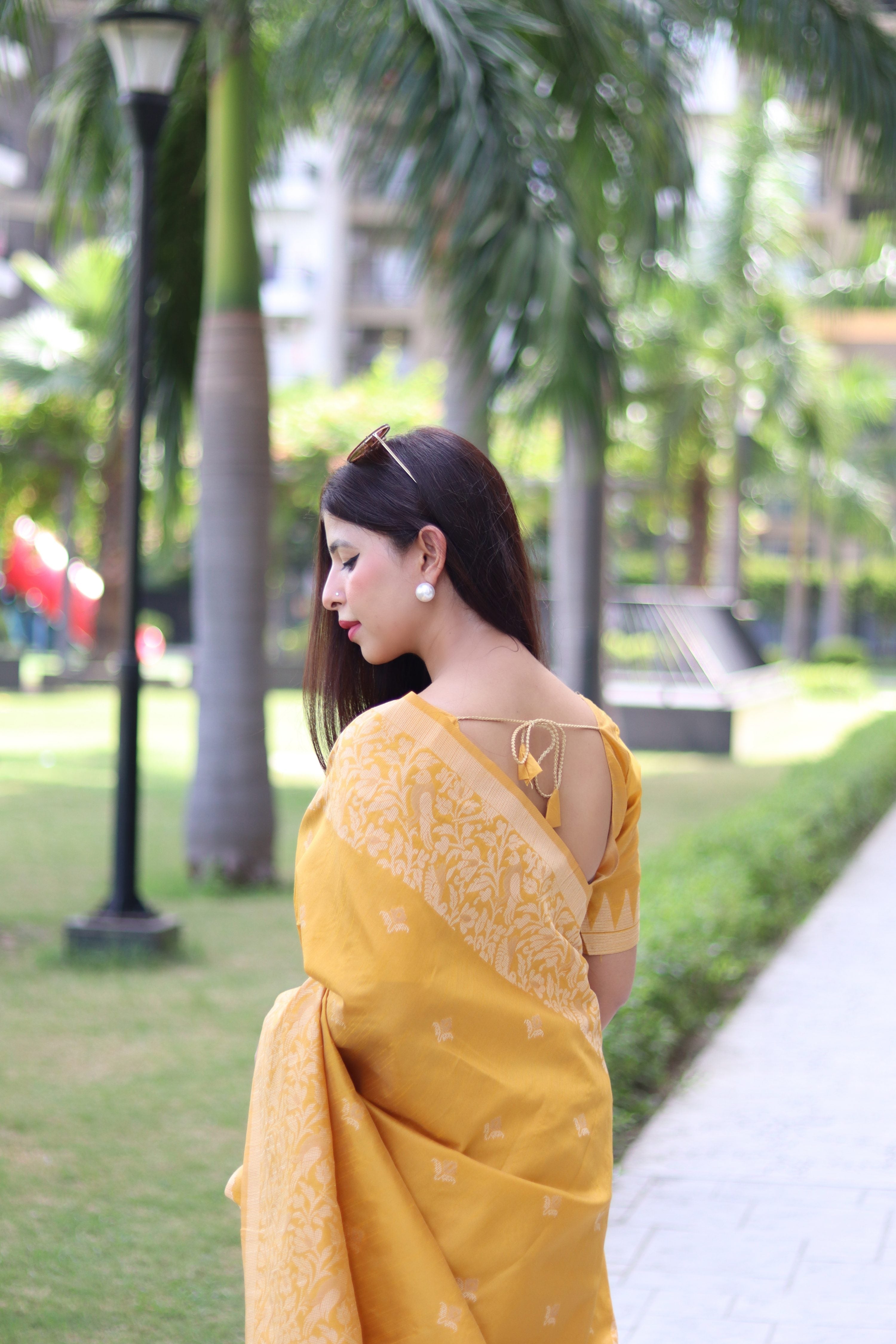 Yellow Handloom Raw Silk Saree with Weaving Pallu