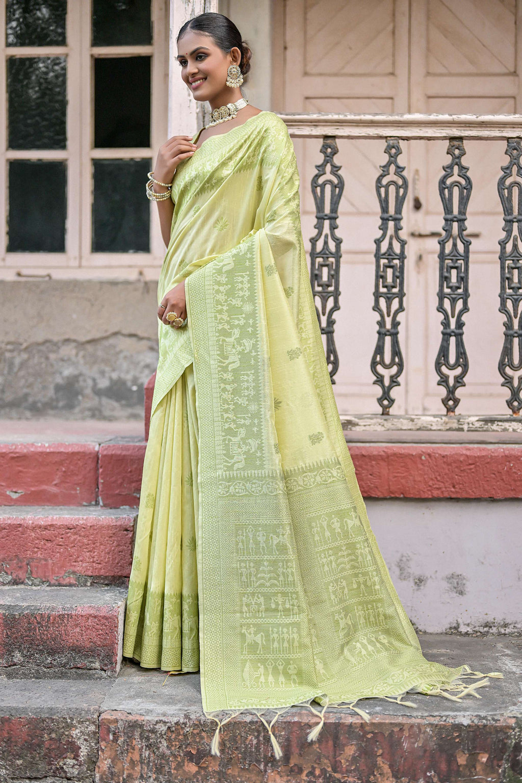 Women's Light Green Handloom Raw Silk Saree with Weaving Pallu