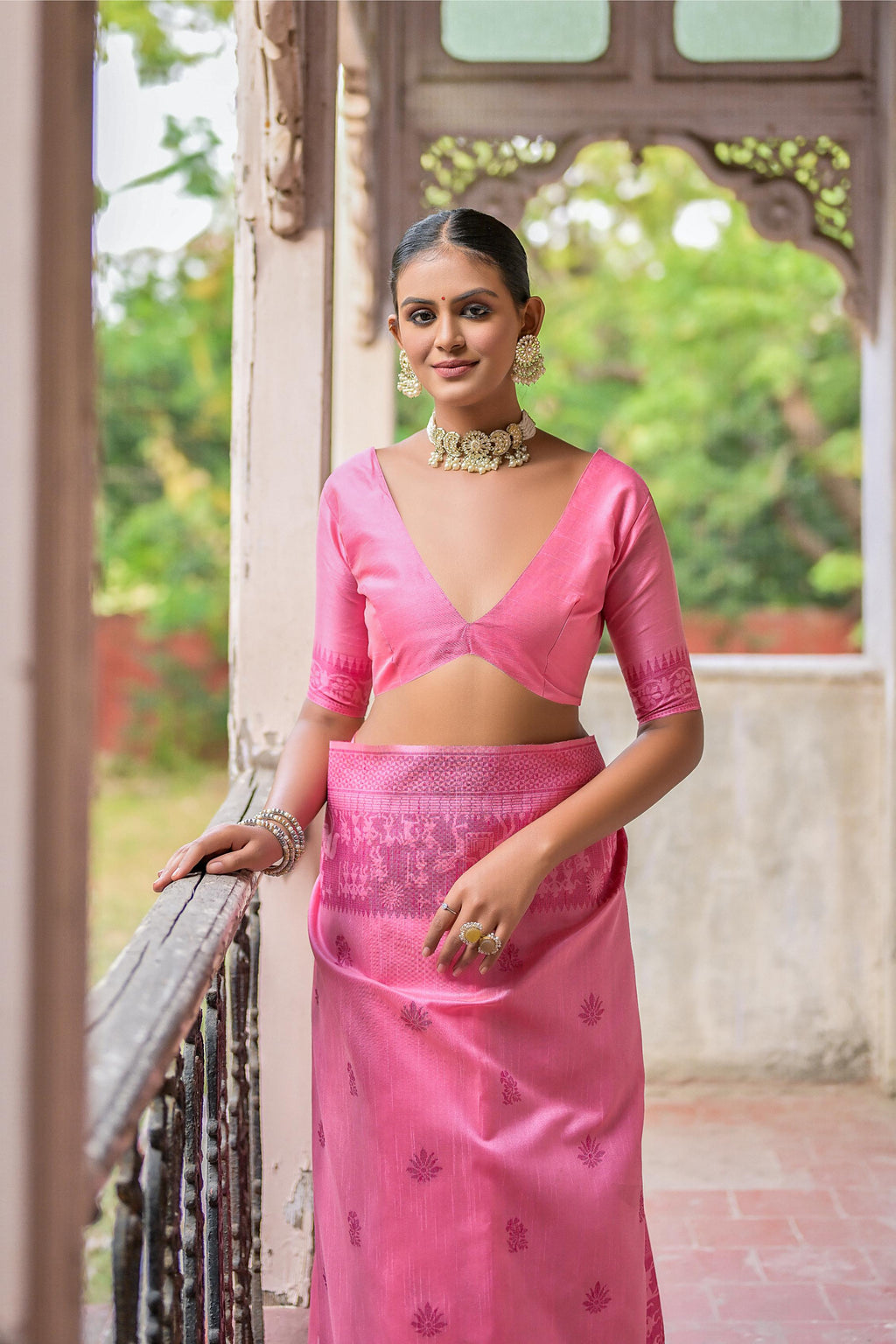 Pink Handloom Raw Silk Saree with Traditional Weaving Pallu