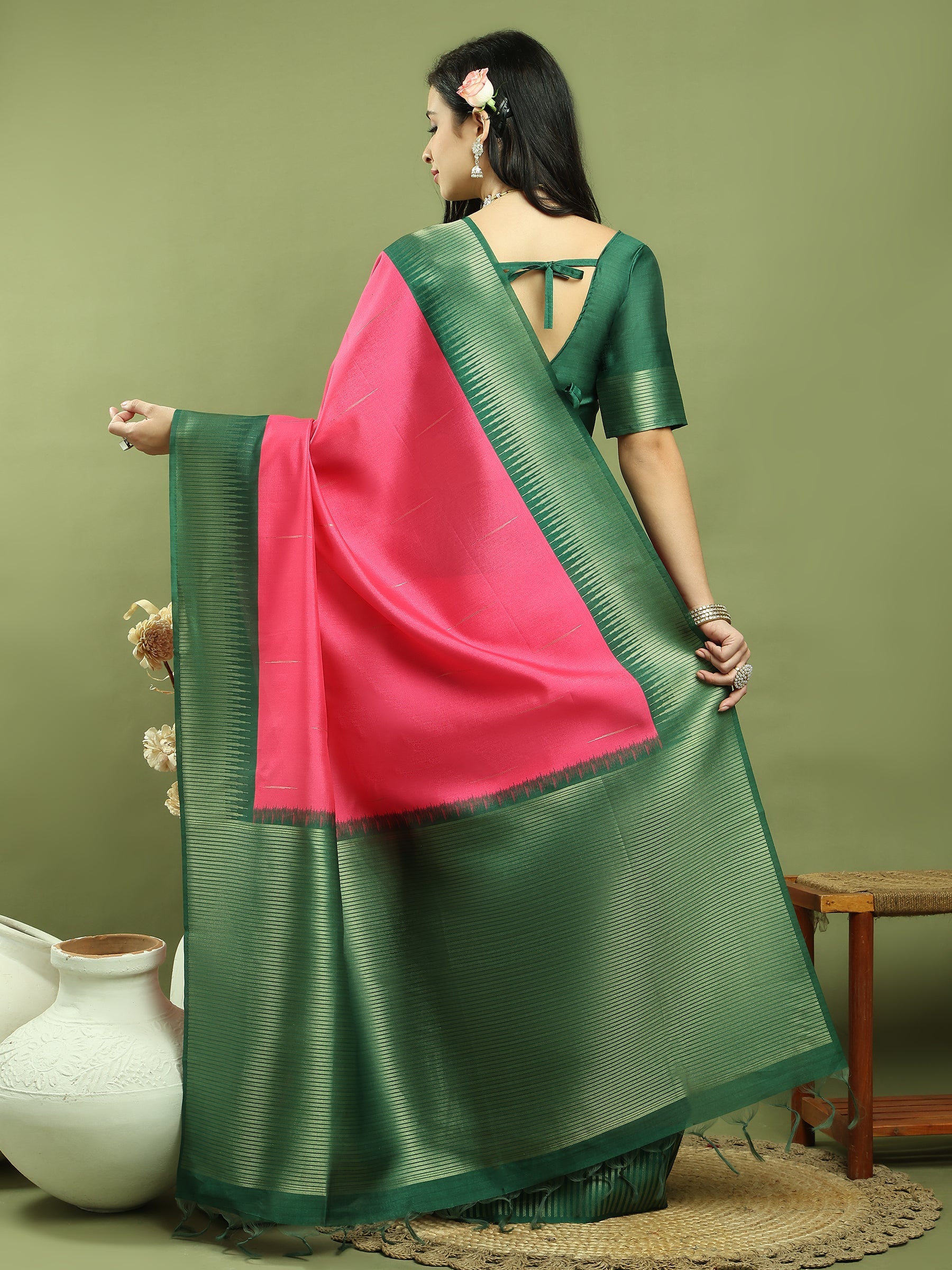 Pink Silk Blend Ikat Jari Weaving Pattern Saree with Jari Border