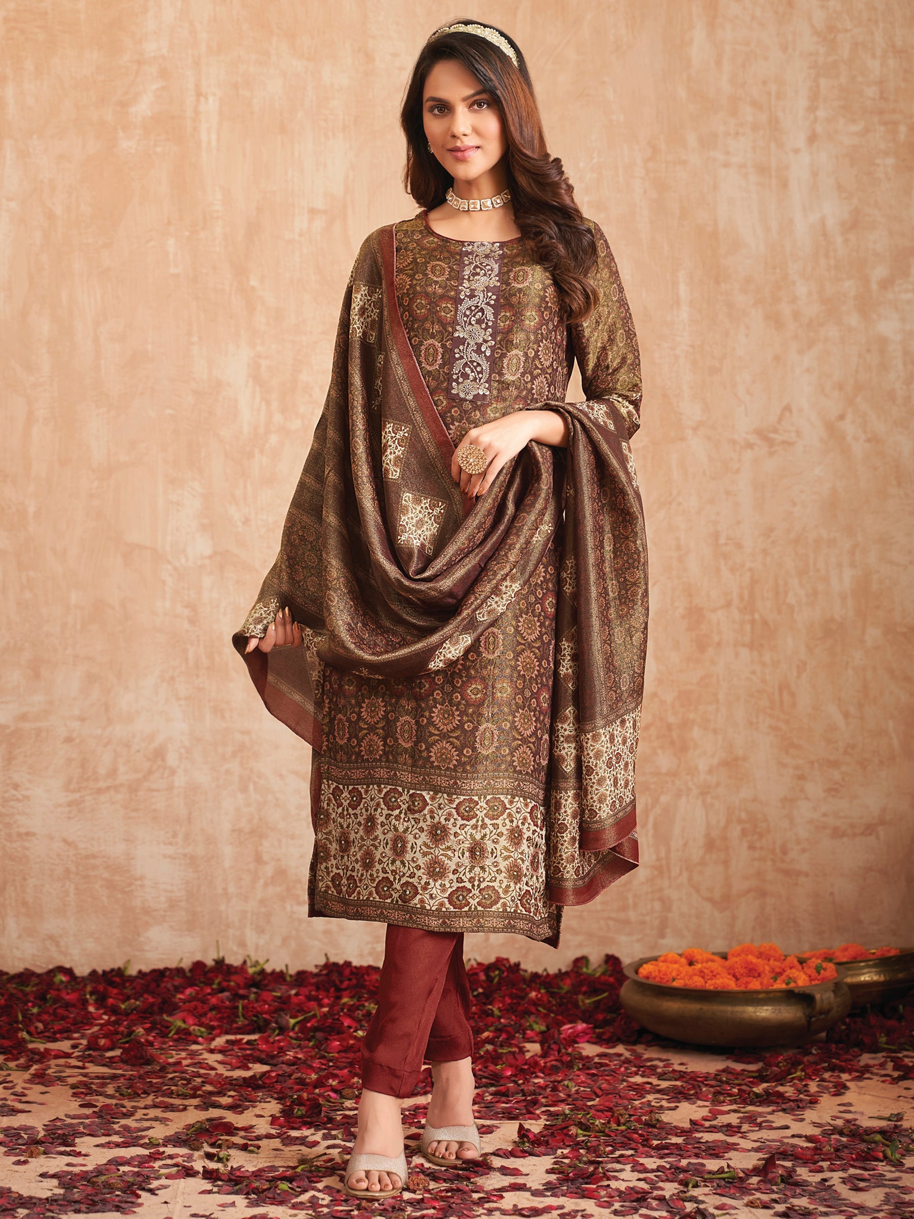 Gold Pure Tissue Shimmer straight suit with floral print and Zardoshi work