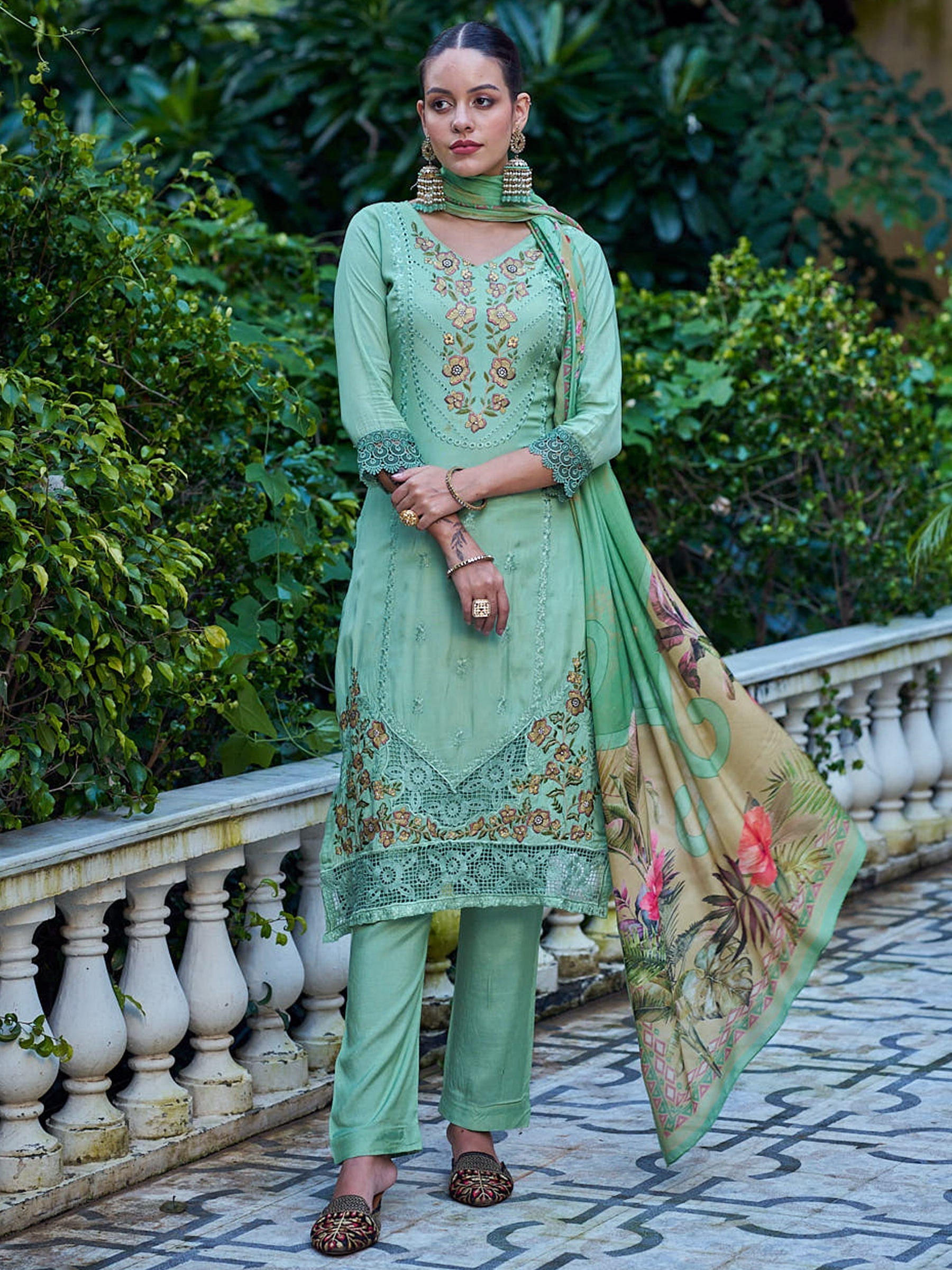 Women's green muslin salwar suit with Resham thread, Jari, and cut work details