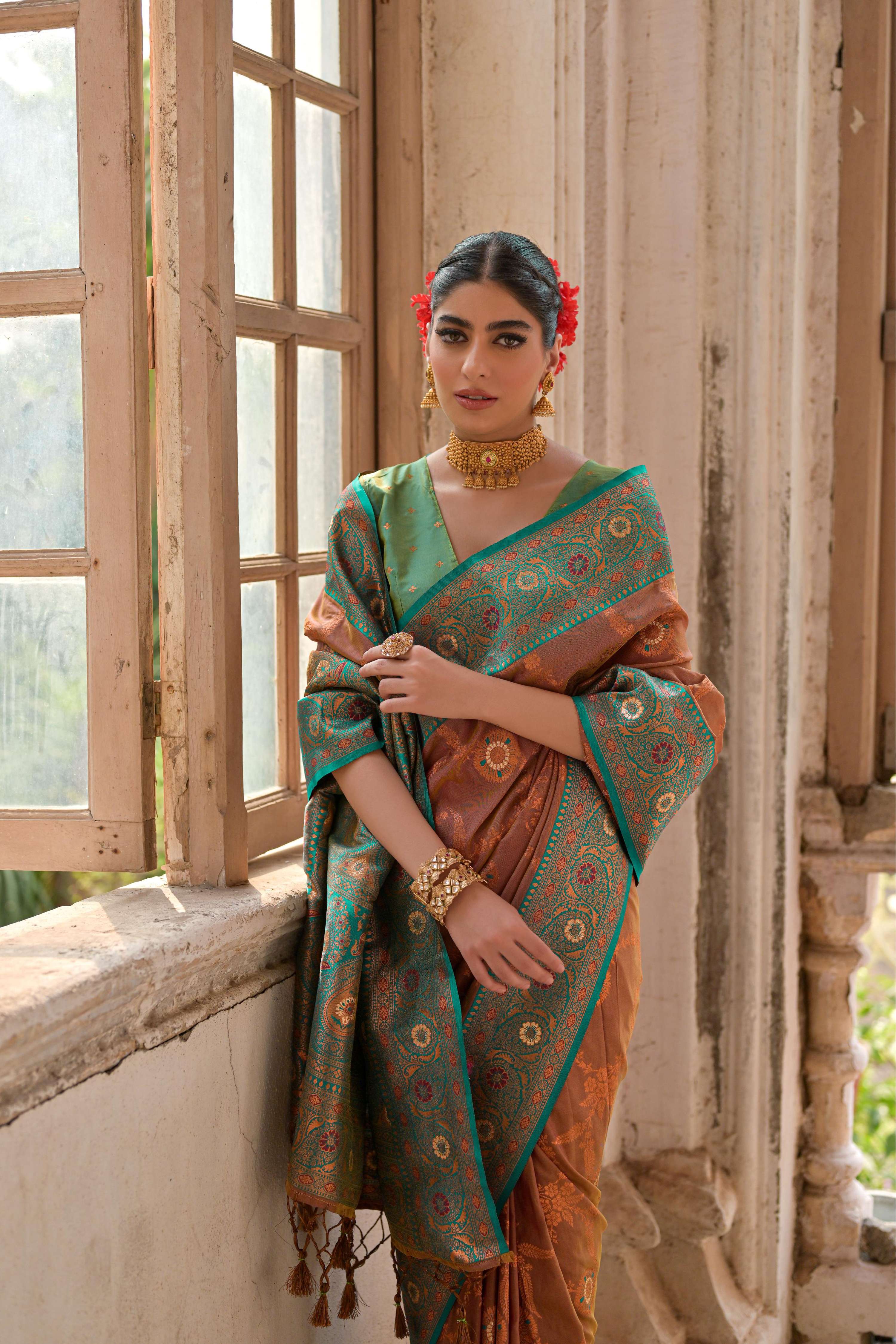 Women's Brown Banarasi Silk Zari Woven Traditional Saree