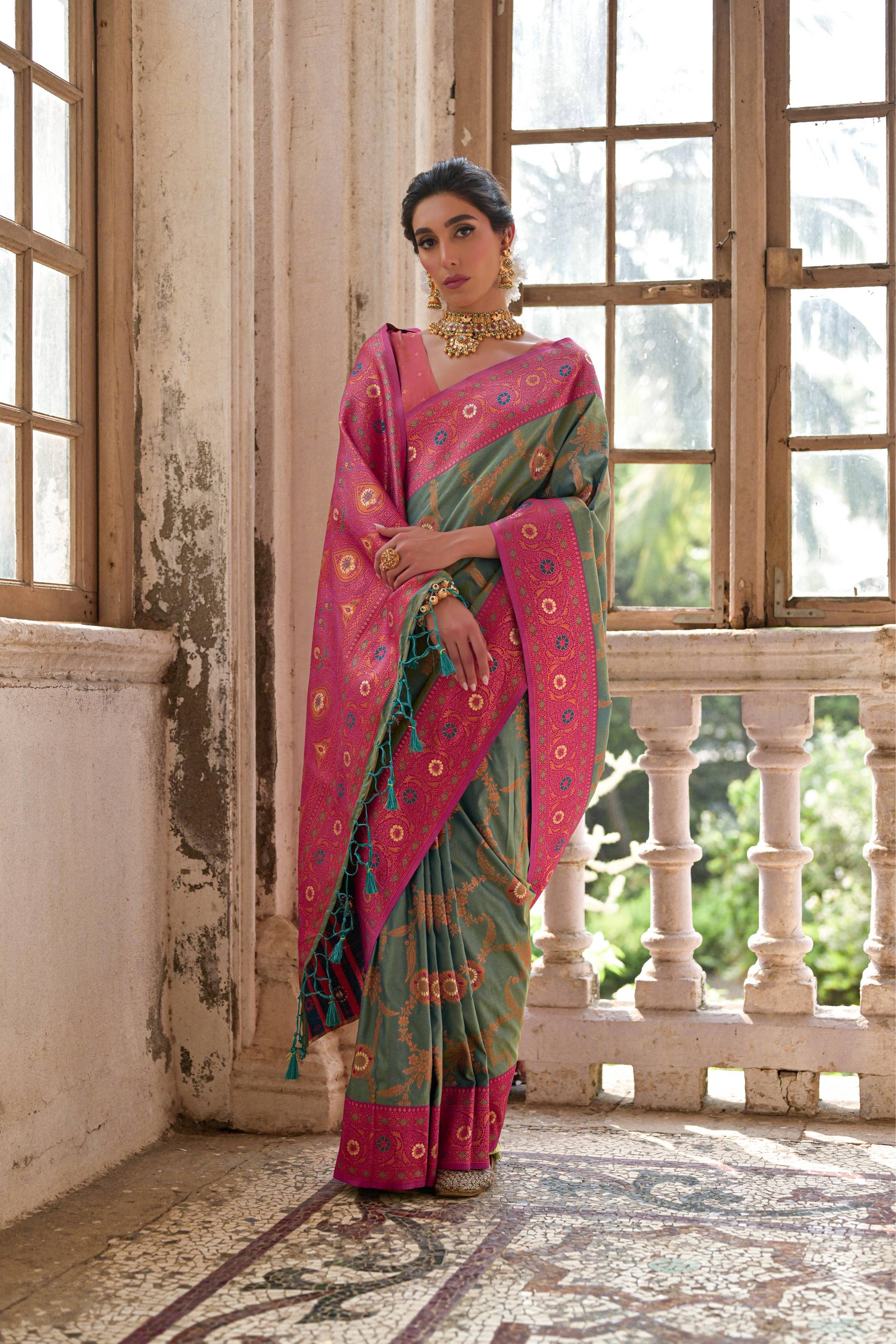 Rama Banarasi Silk Zari Woven Saree with Floral Pattern