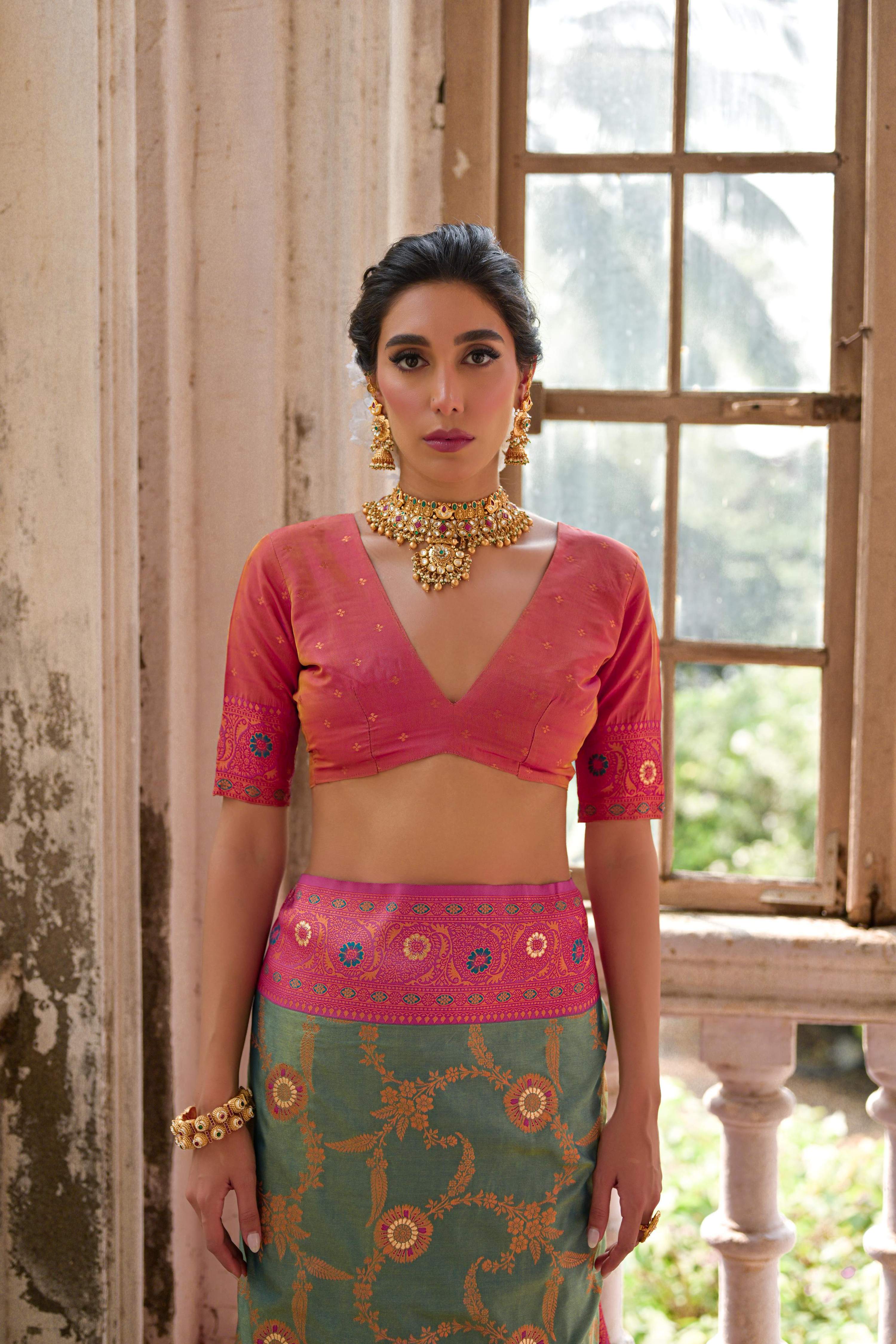 Rama Banarasi Silk Zari Woven Saree with Floral Pattern