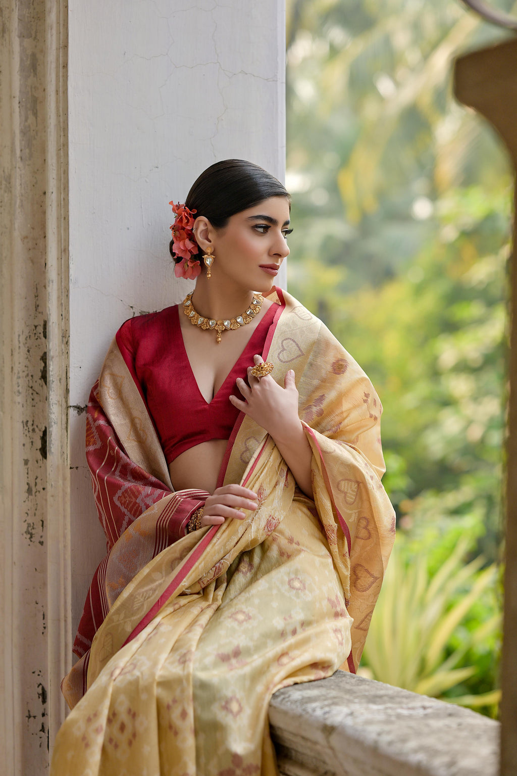Women's Cream Soft Raw Silk Saree with Zari Woven Border & Blouse