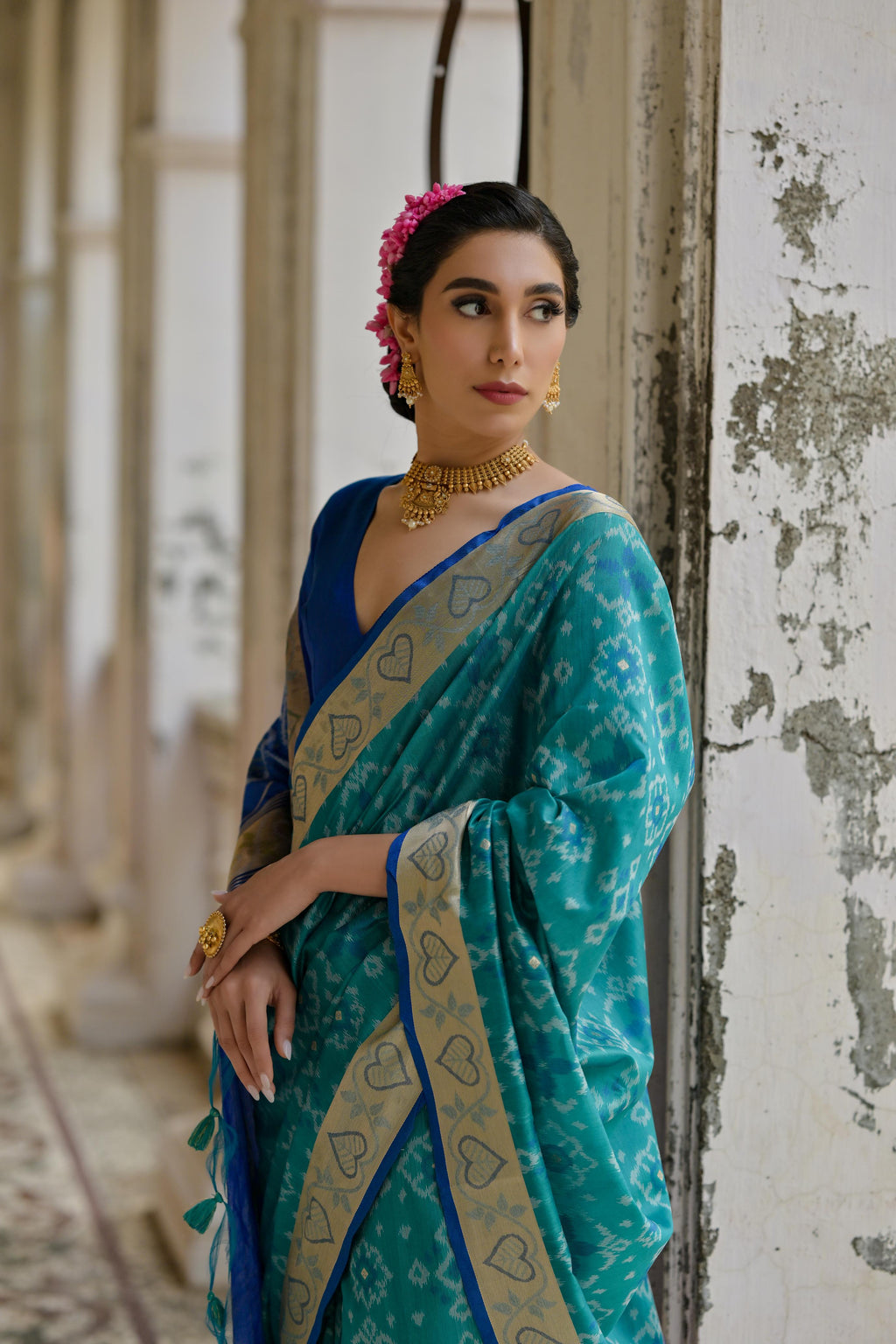 Firozi Soft Raw Silk Zari Woven Saree with Matching Blouse