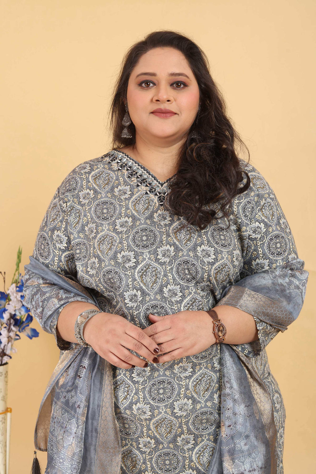 Grey Digital Print Straight Kurta Set with Handwork