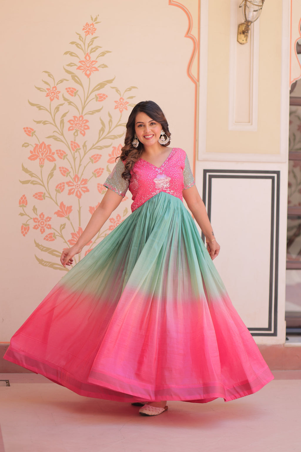 Jyoti Fashion Pink Gold Crush embroidered Anarkali set with V-neckline and full flair