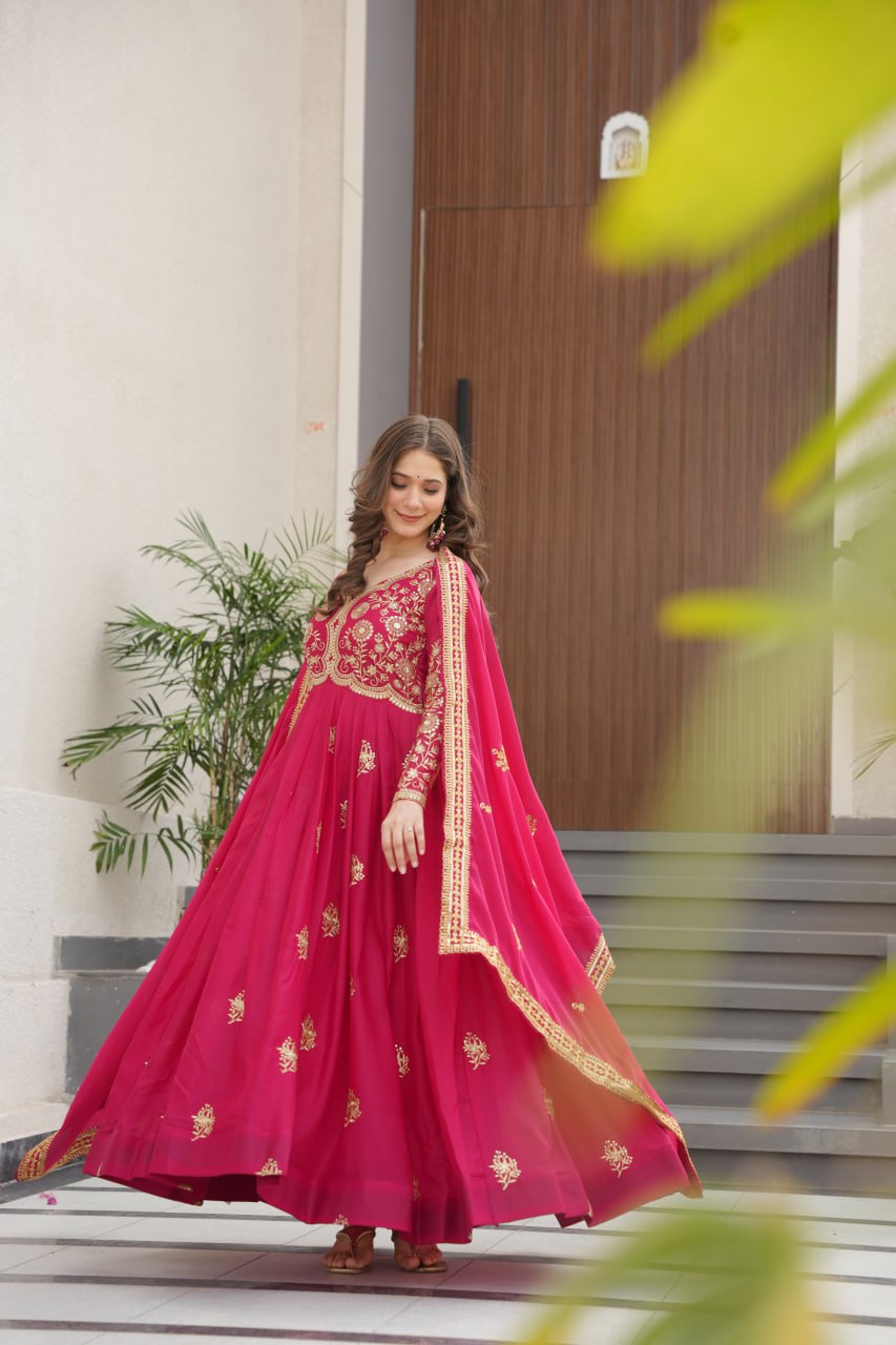 Pink Star Georgette Sequins & Zari Embroidered Anarkali Set