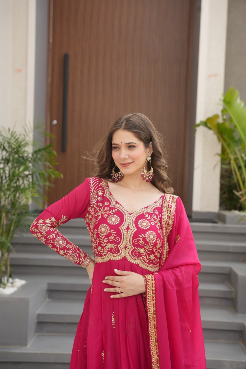 Pink Star Georgette Sequins & Zari Embroidered Anarkali Set