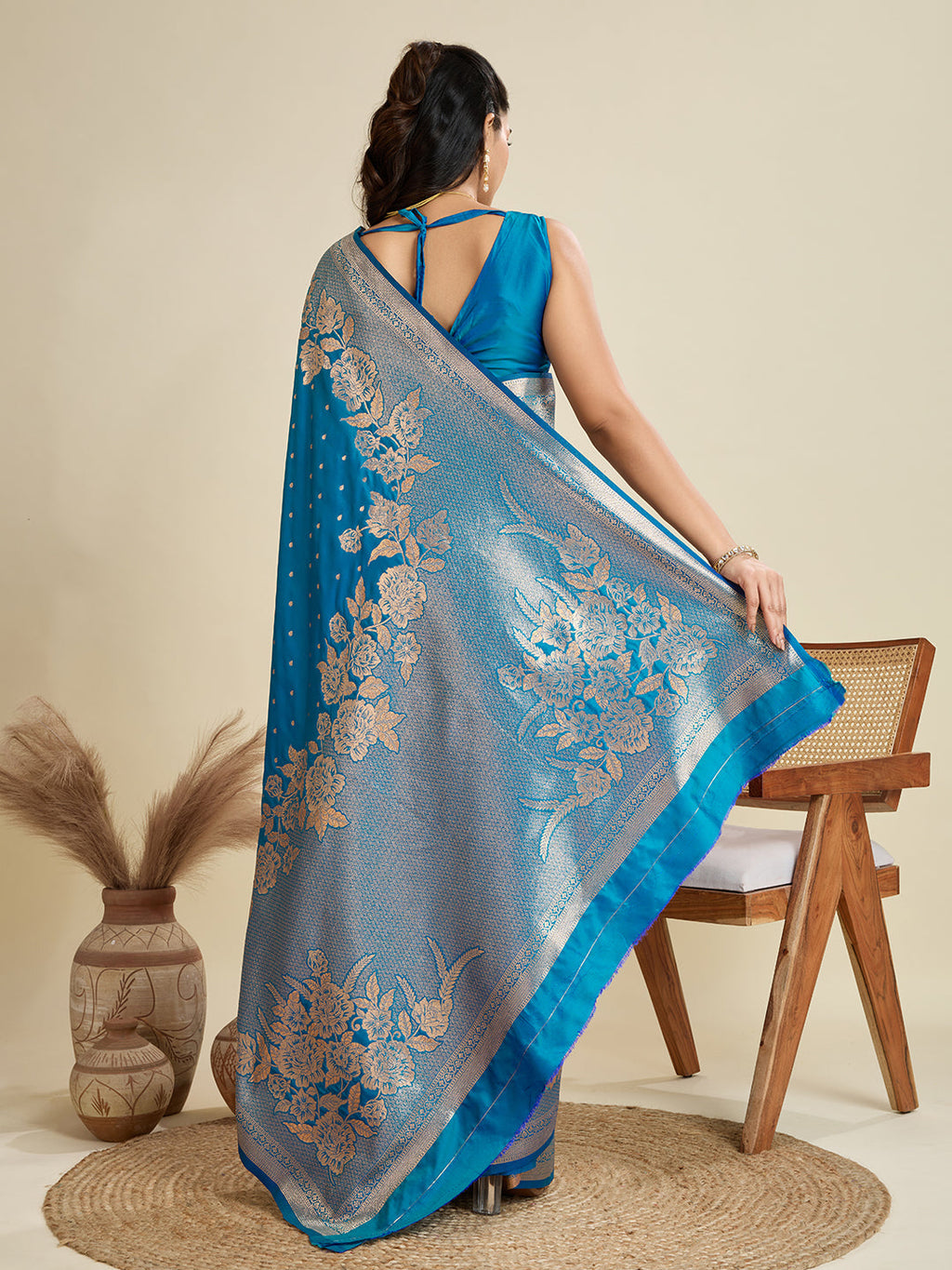 Blue Soft Kanjivaram Silk Saree with Traditional Zari Weaving