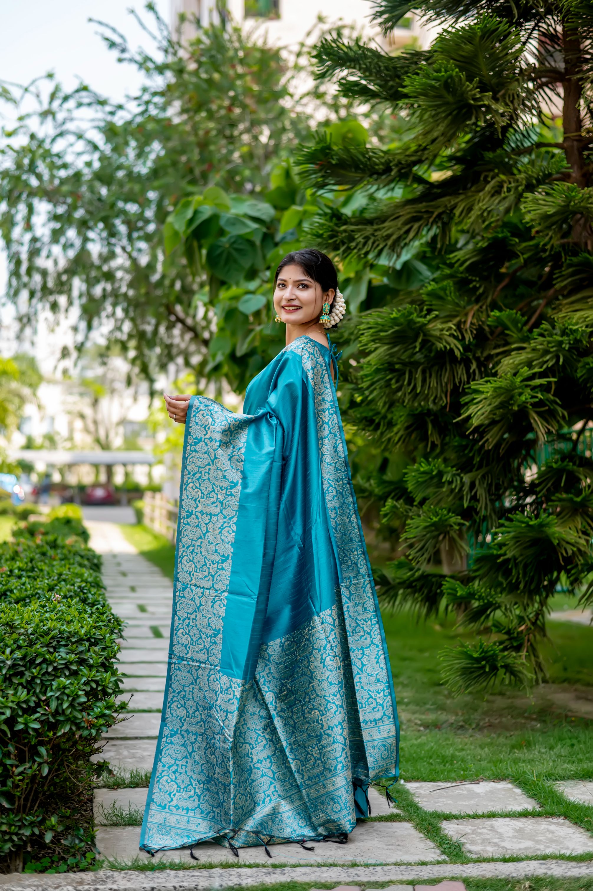 Jyoti Fashion Women's Sky Blue Handloom Raw Silk Weaving Designer Saree with Blouse