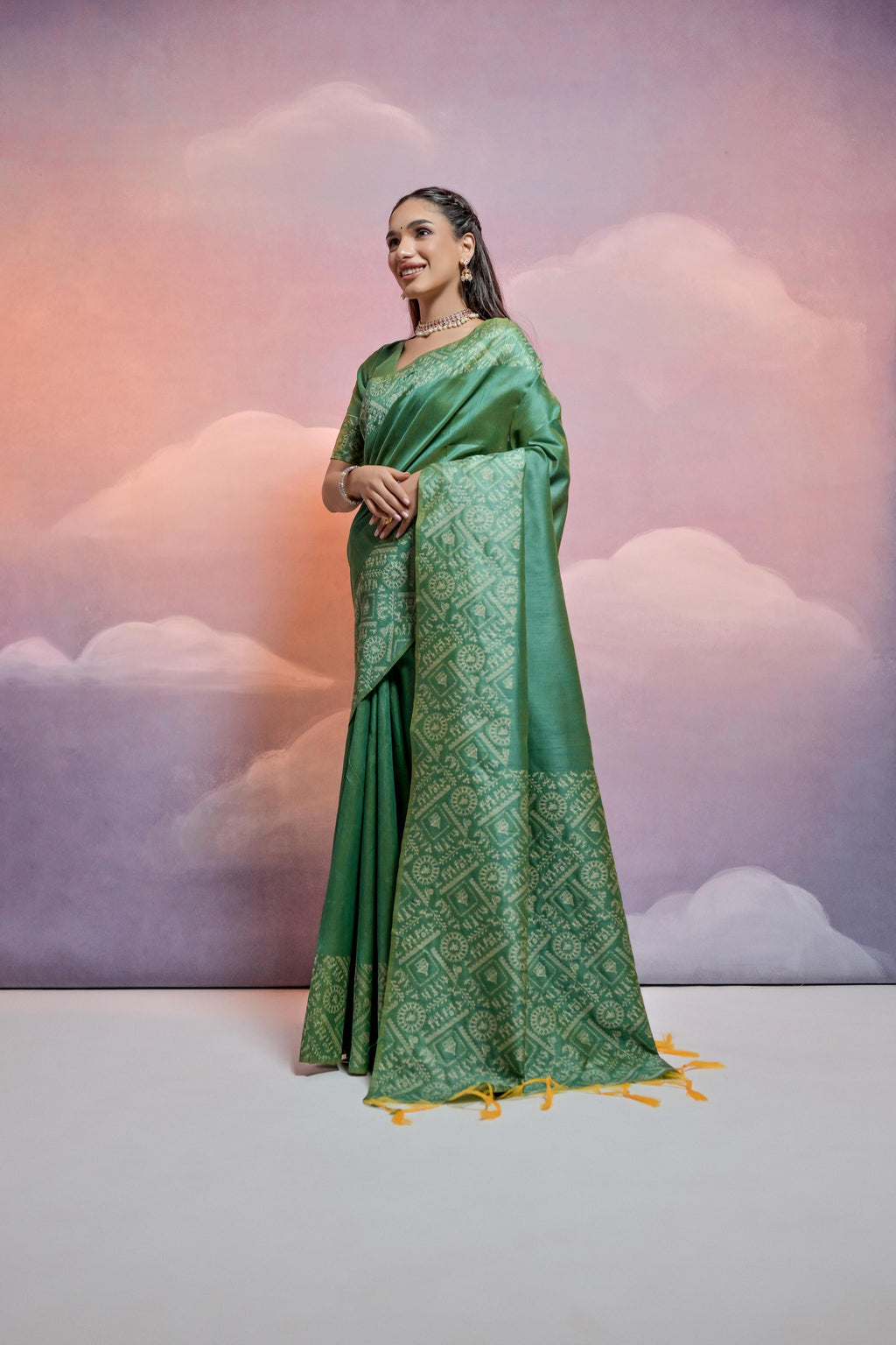 Green Handloom Raw Silk Weaving Designer Saree with Unstitched Blouse
