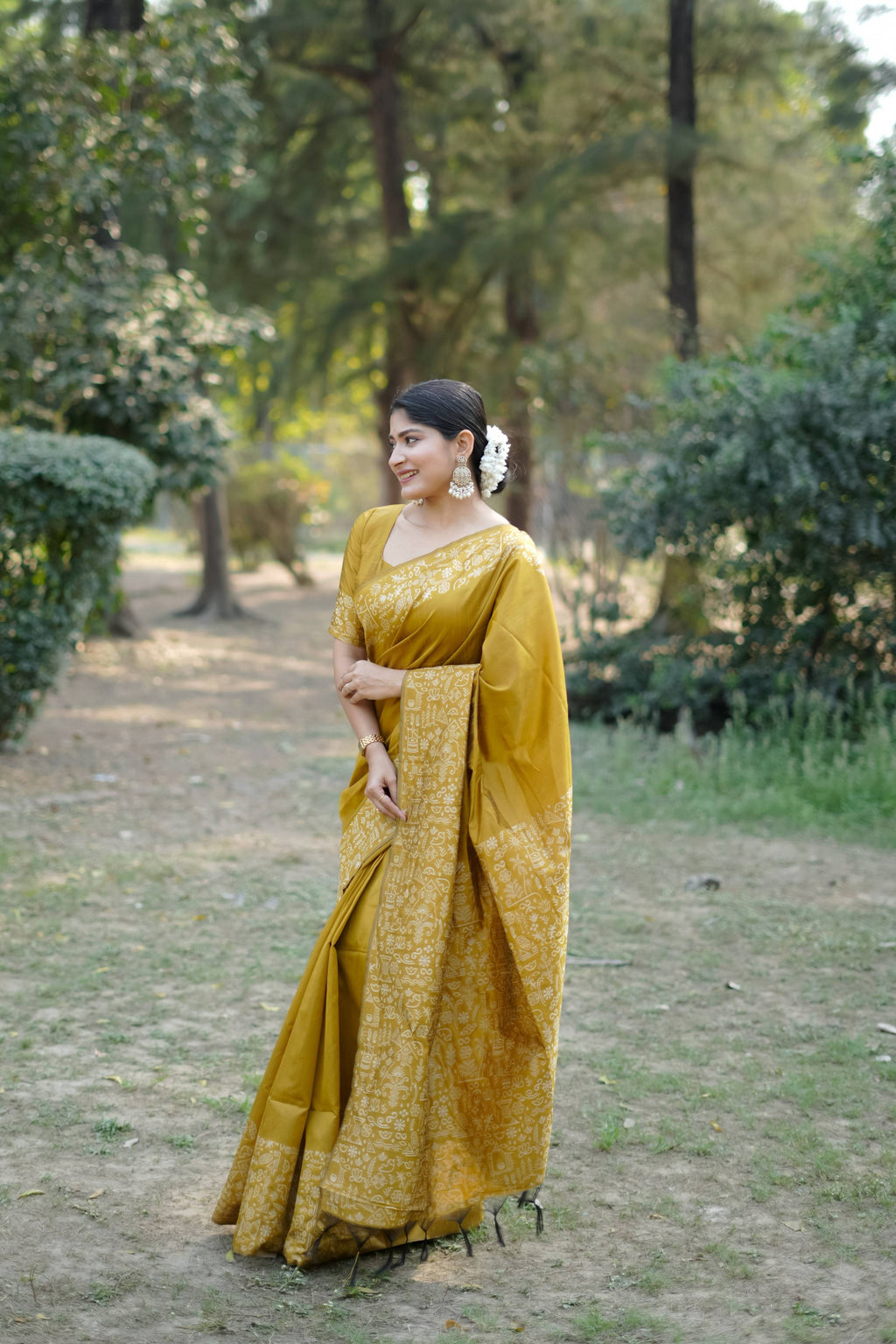 Mustard Handloom Raw Silk Saree with Weaving Pallu and Blouse