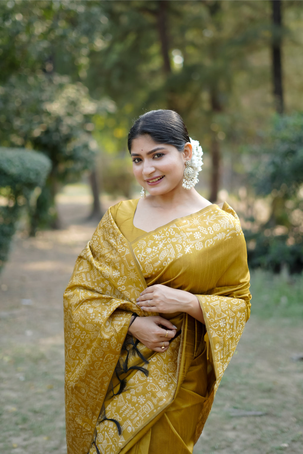 Mustard Handloom Raw Silk Saree with Weaving Pallu and Blouse