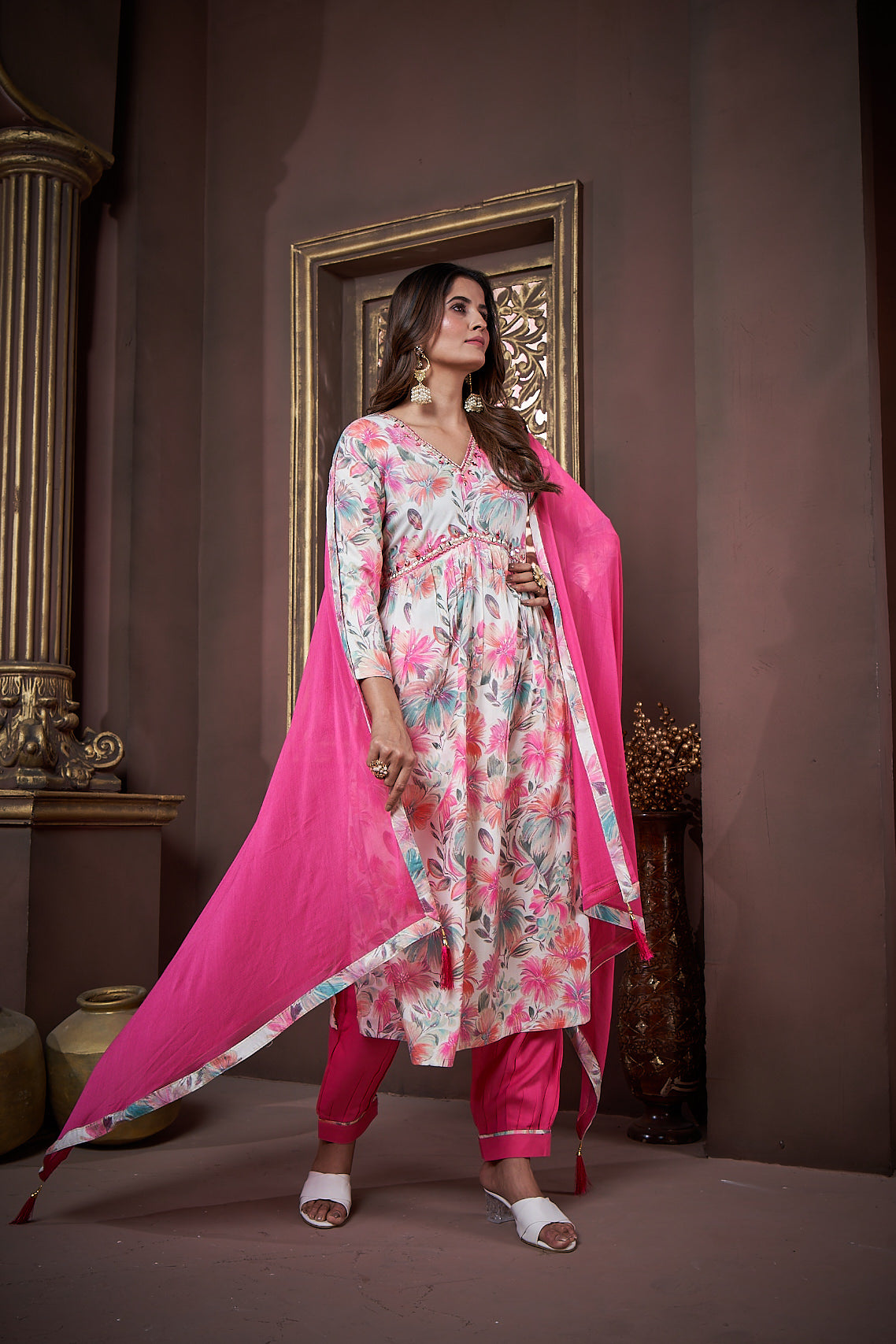 Women's Pink Rayon Floral Print Kurta Set with Handwork Dupatta