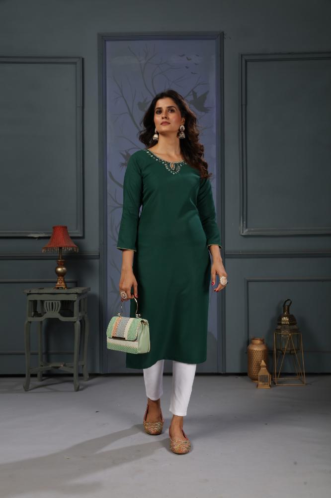 Women's Green Cotton Handwork Designer Kurta with Utility Pockets