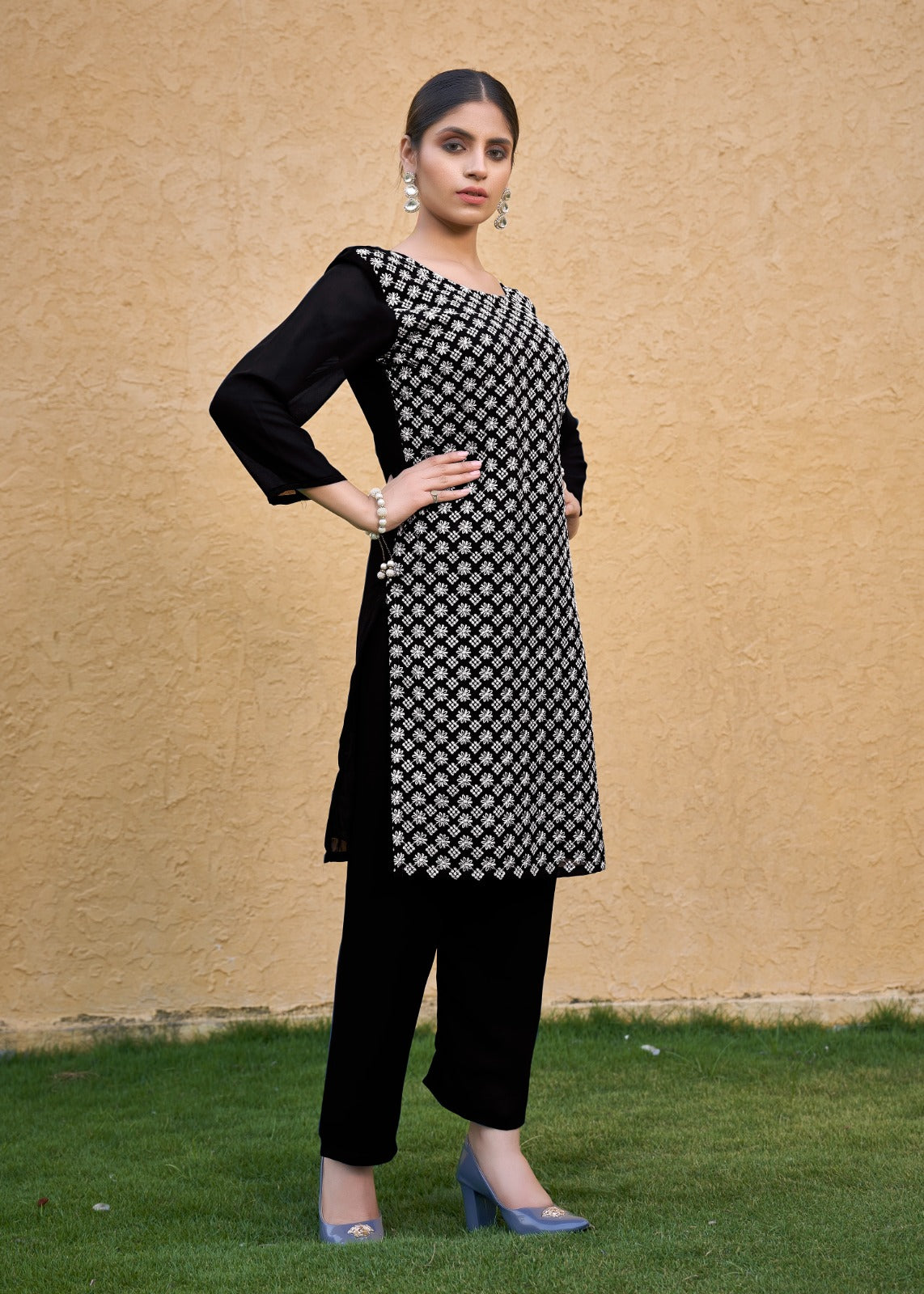 Women's Black Faux Georgette Chikan Embroidery Kurta with Bottom