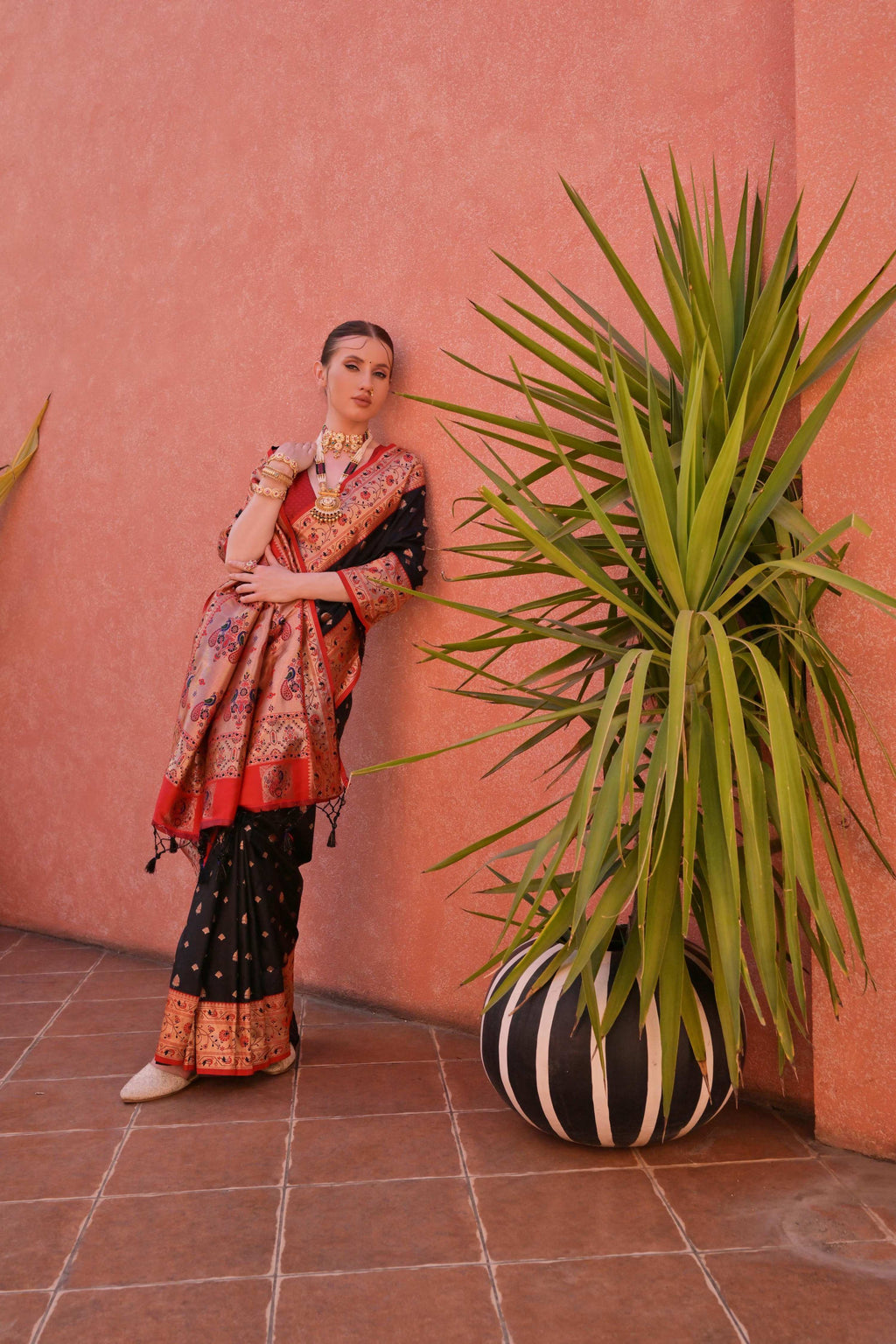 Women's Black Paithani Silk Zari Woven Saree with Unstitched Blouse