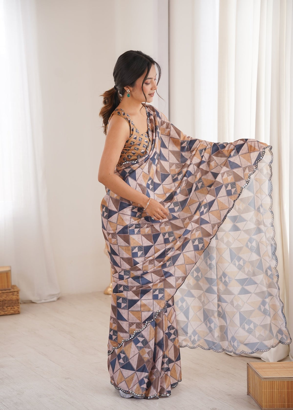 Women's Multicolor Chinon Digital Printed Designer Saree