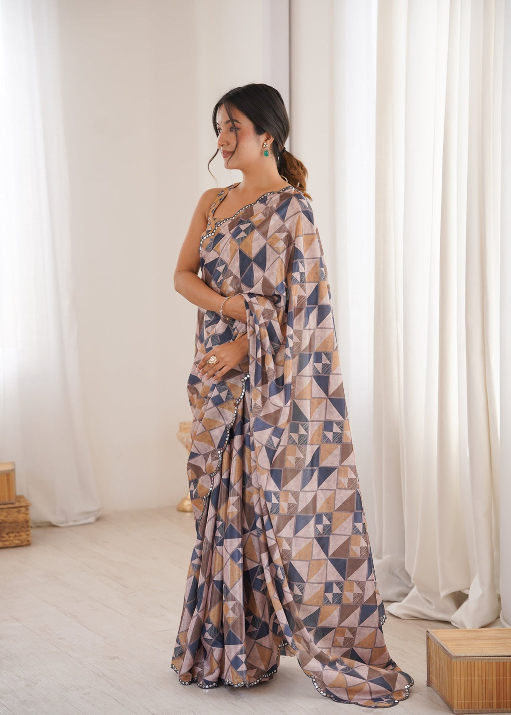 Women's Multicolor Chinon Digital Printed Designer Saree