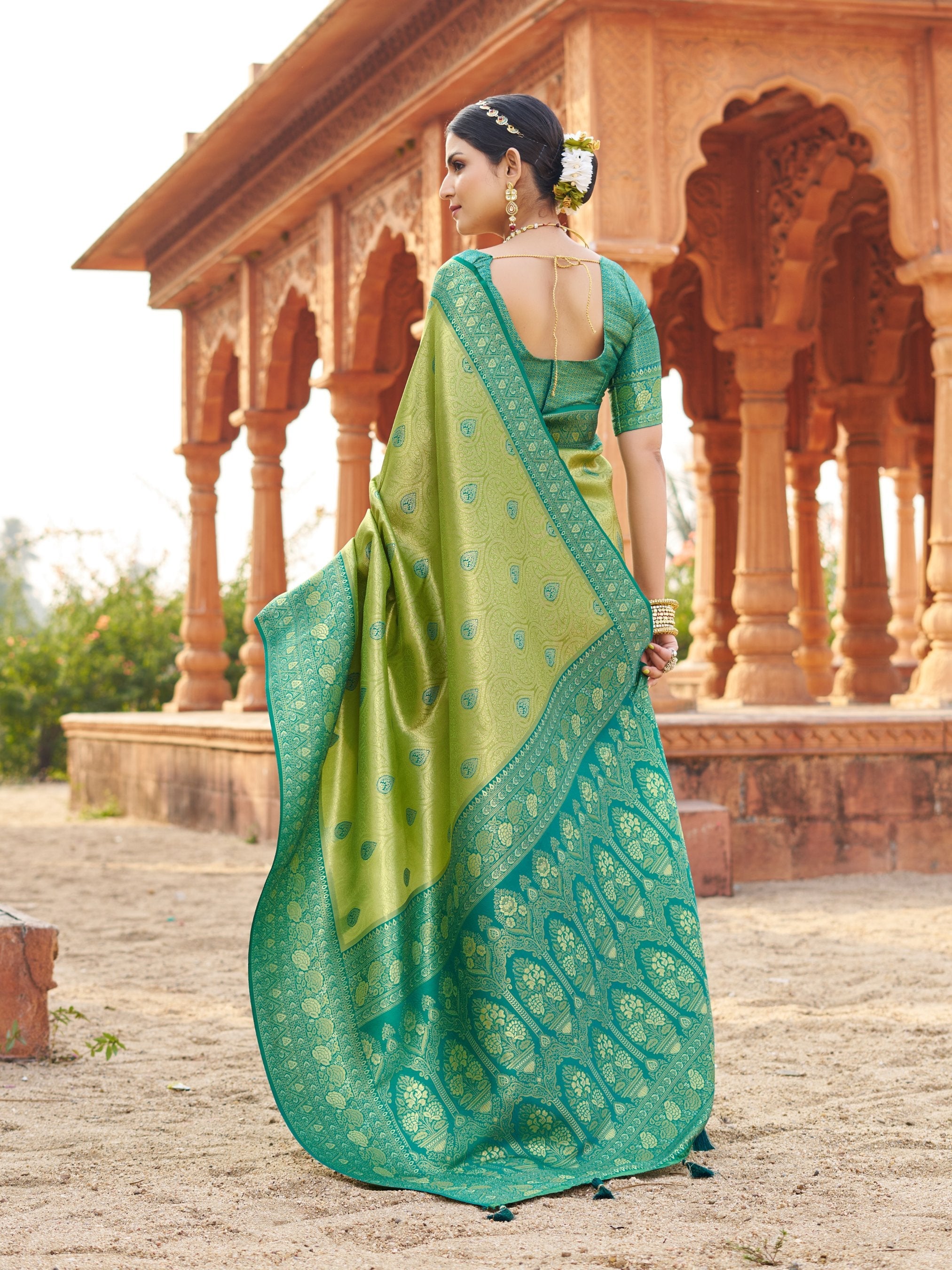 Green Soft Banarasi Silk Zari Woven Saree with Matching Blouse