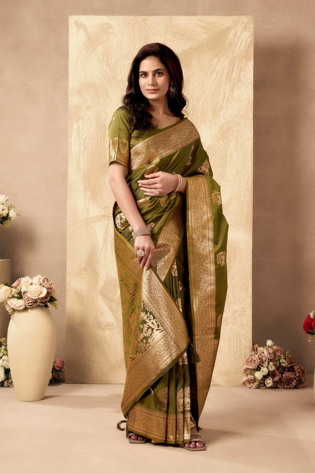 Mehendi Silk Zari Woven Saree with Matching Blouse Piece