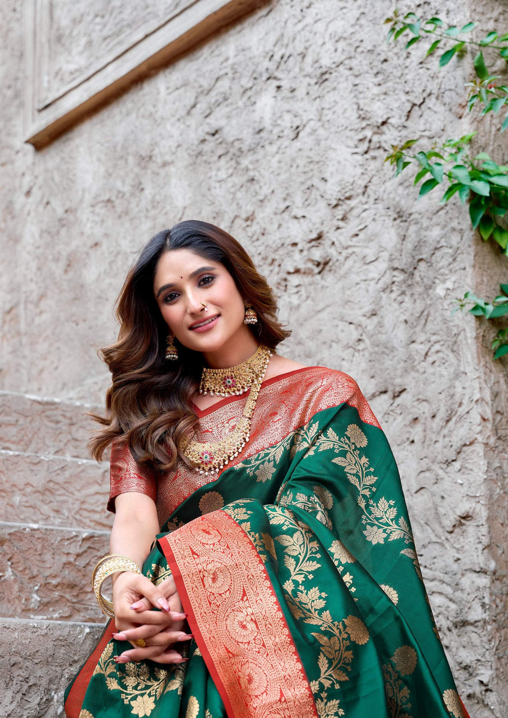 Bottle Green Silk Saree with Zari Woven Border and Blouse Piece