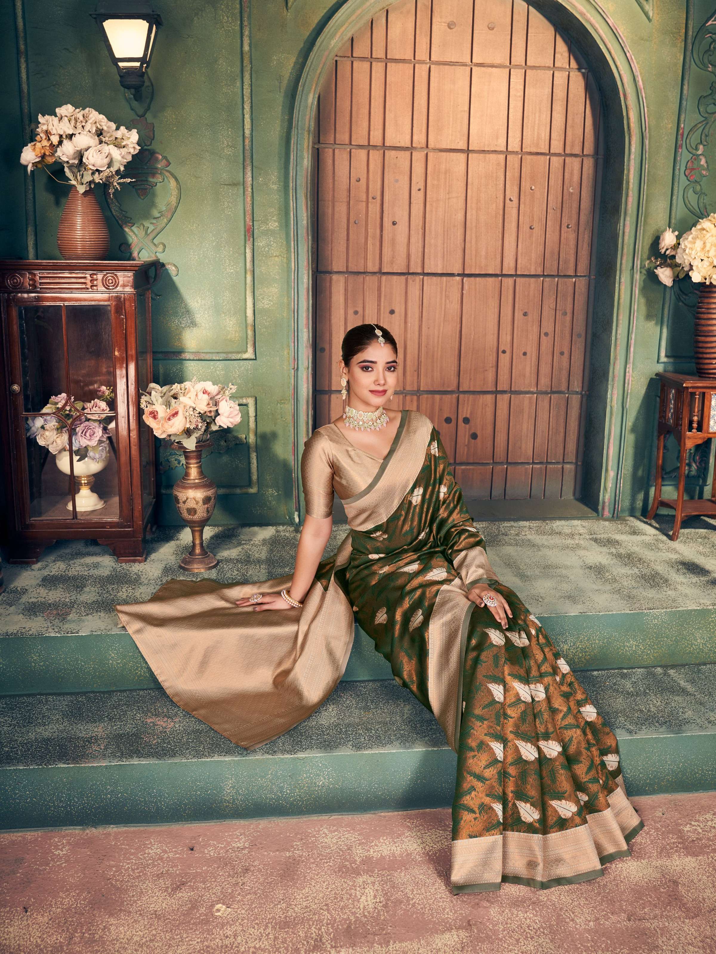 Mehendi Silk Zari Woven Saree with Matching Blouse