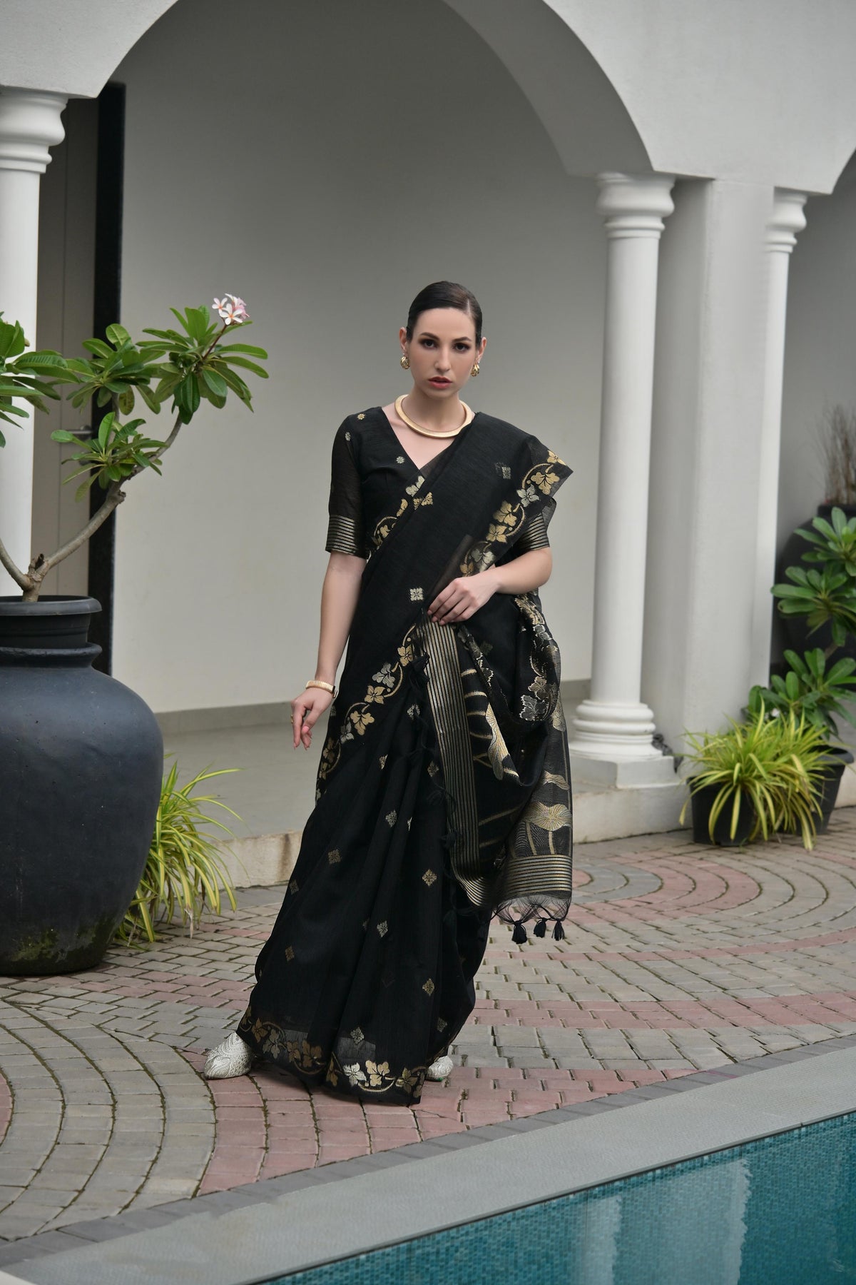 Black Soft Jute Linen Silk Zari Woven Saree with Blouse