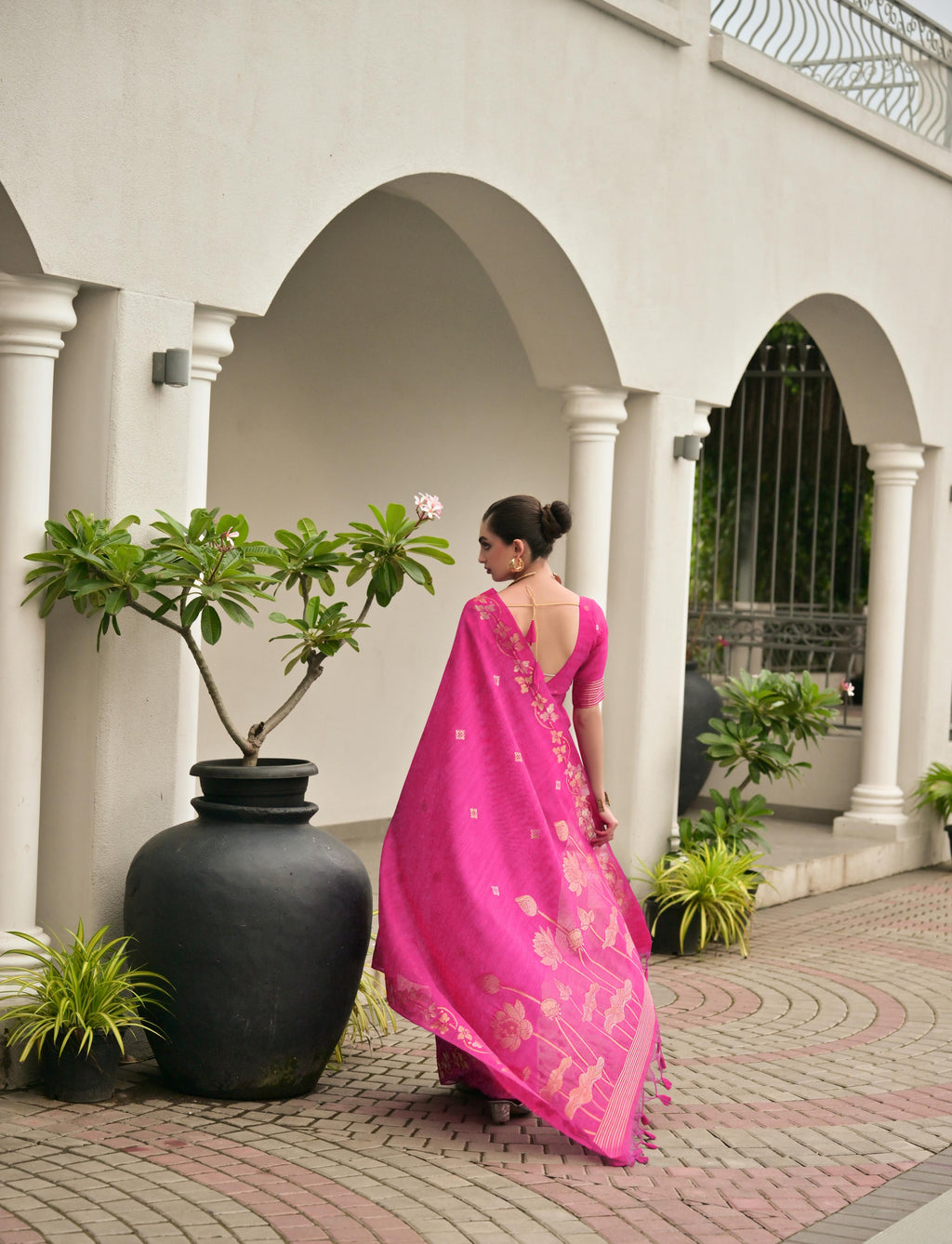 Pink Soft Jute Linen Silk Saree with Zari Woven Border