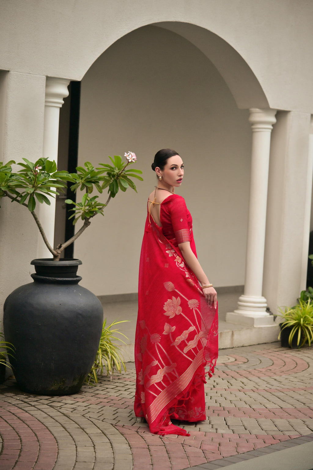 Red Soft Jute Linen Silk Zari Woven Saree with Blouse