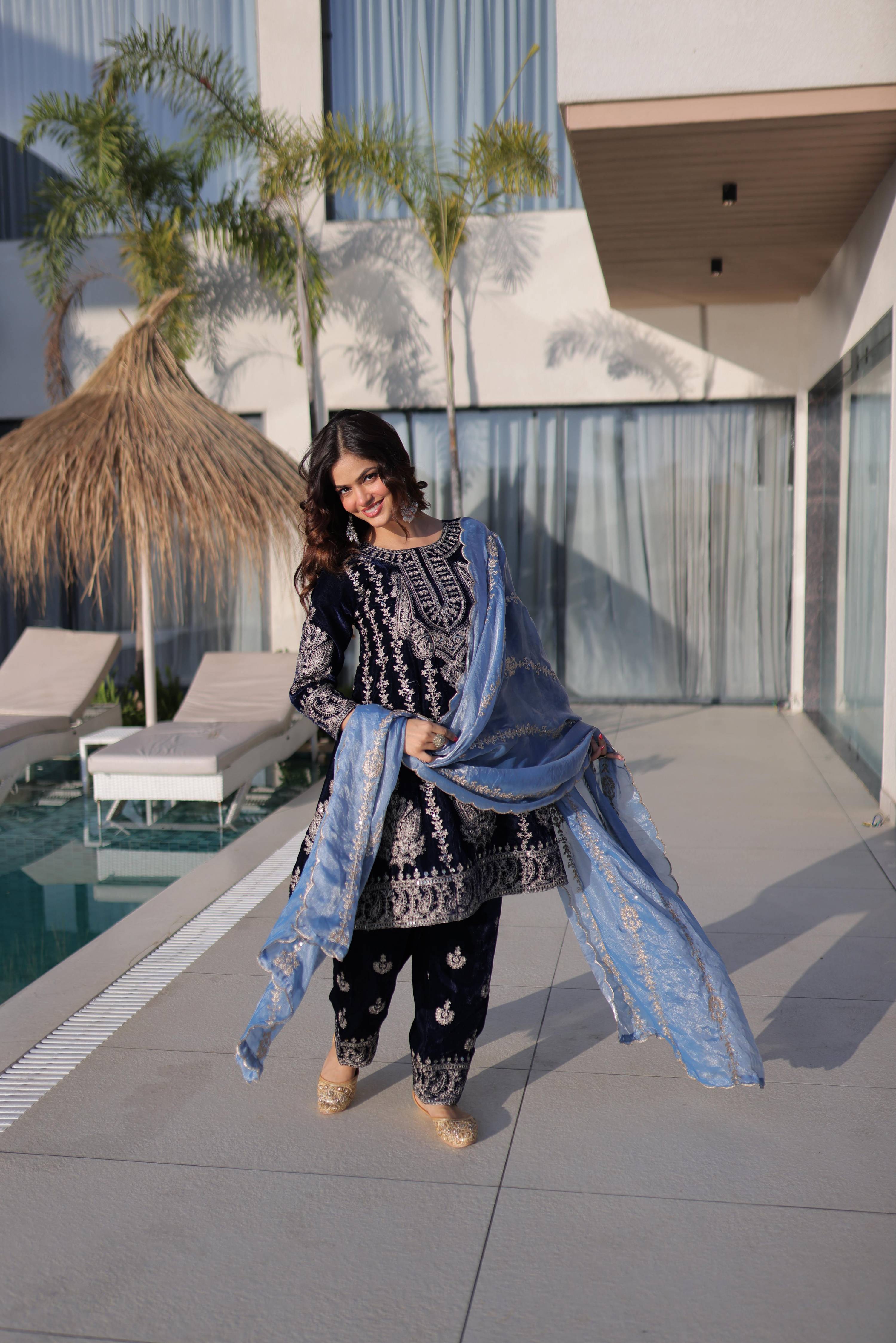 Navy Blue 9000 Velvet Zari Embroidered Kurta Set with Dupatta