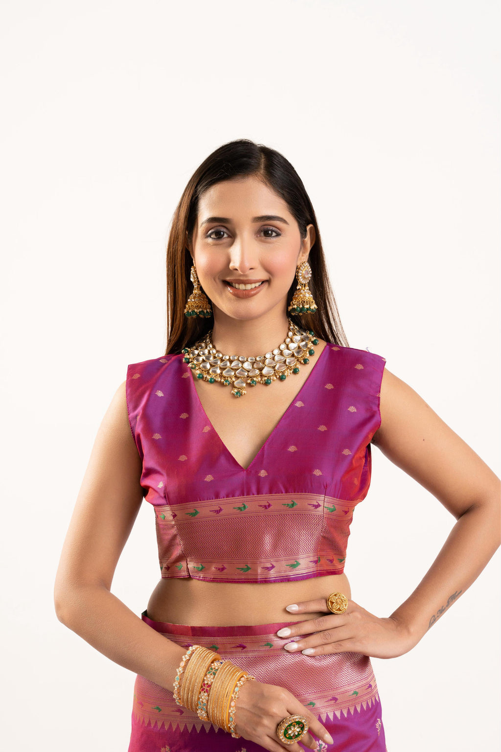 Women's Magenta Soft Banarasi Silk Saree with Zari Woven Detail
