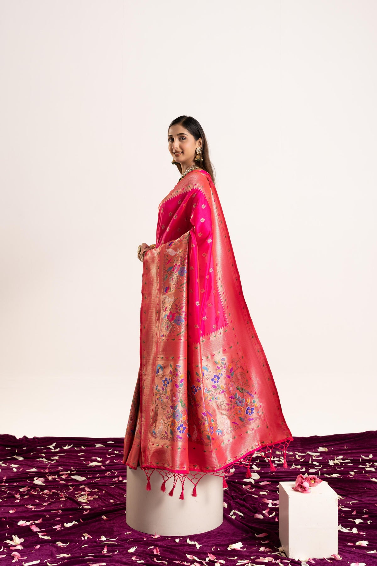 Women's Pink Soft Banarasi Silk Saree with Zari Woven Border