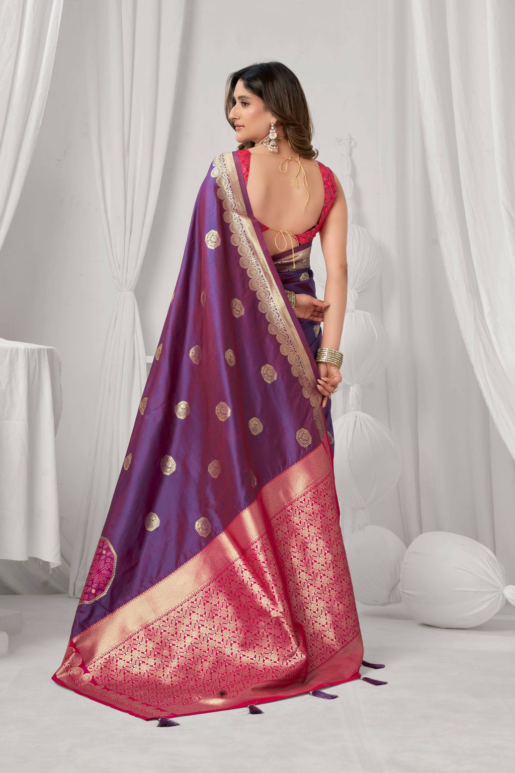 Women's Purple Soft Silk Zari Woven Saree with Unstitched Blouse