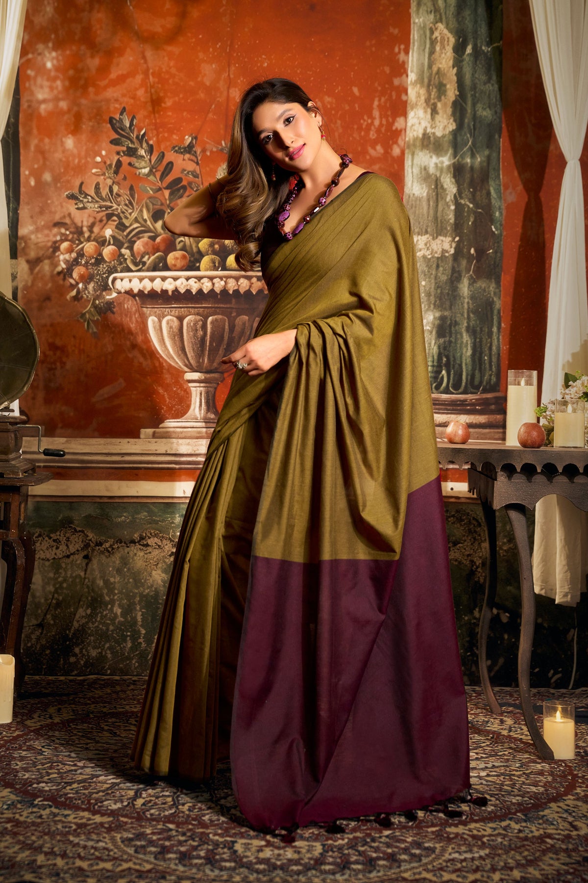 Mehendi Cotton Saree with Contrast Pallu and Tassels