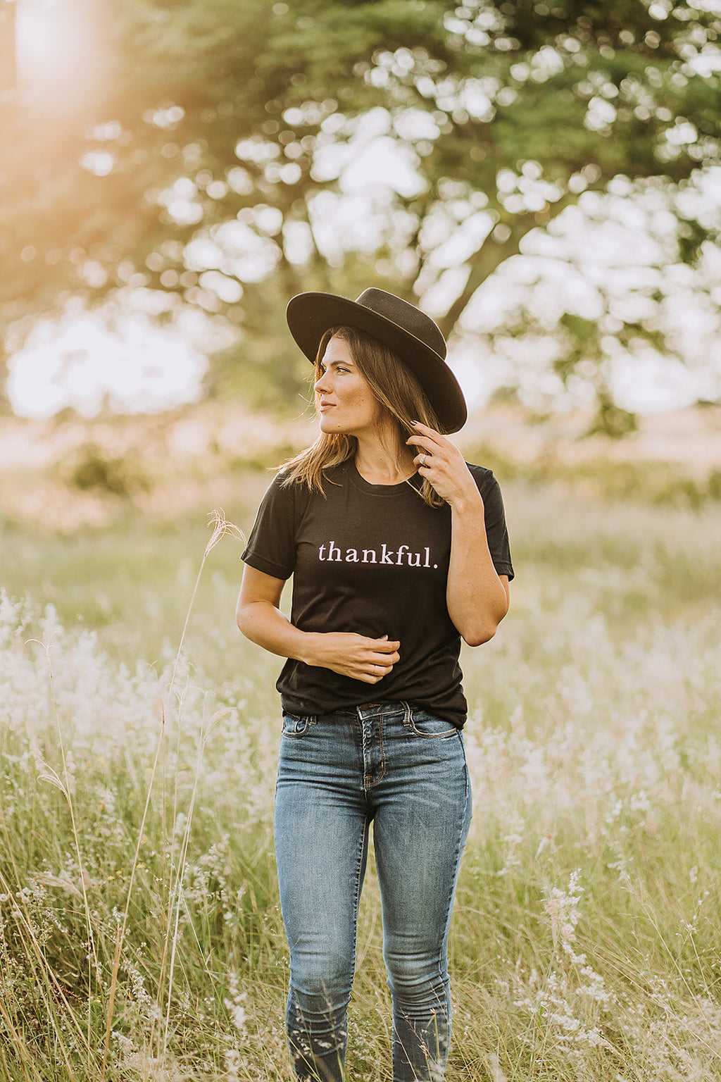 Minimalist black thankful. graphic cotton t-shirt