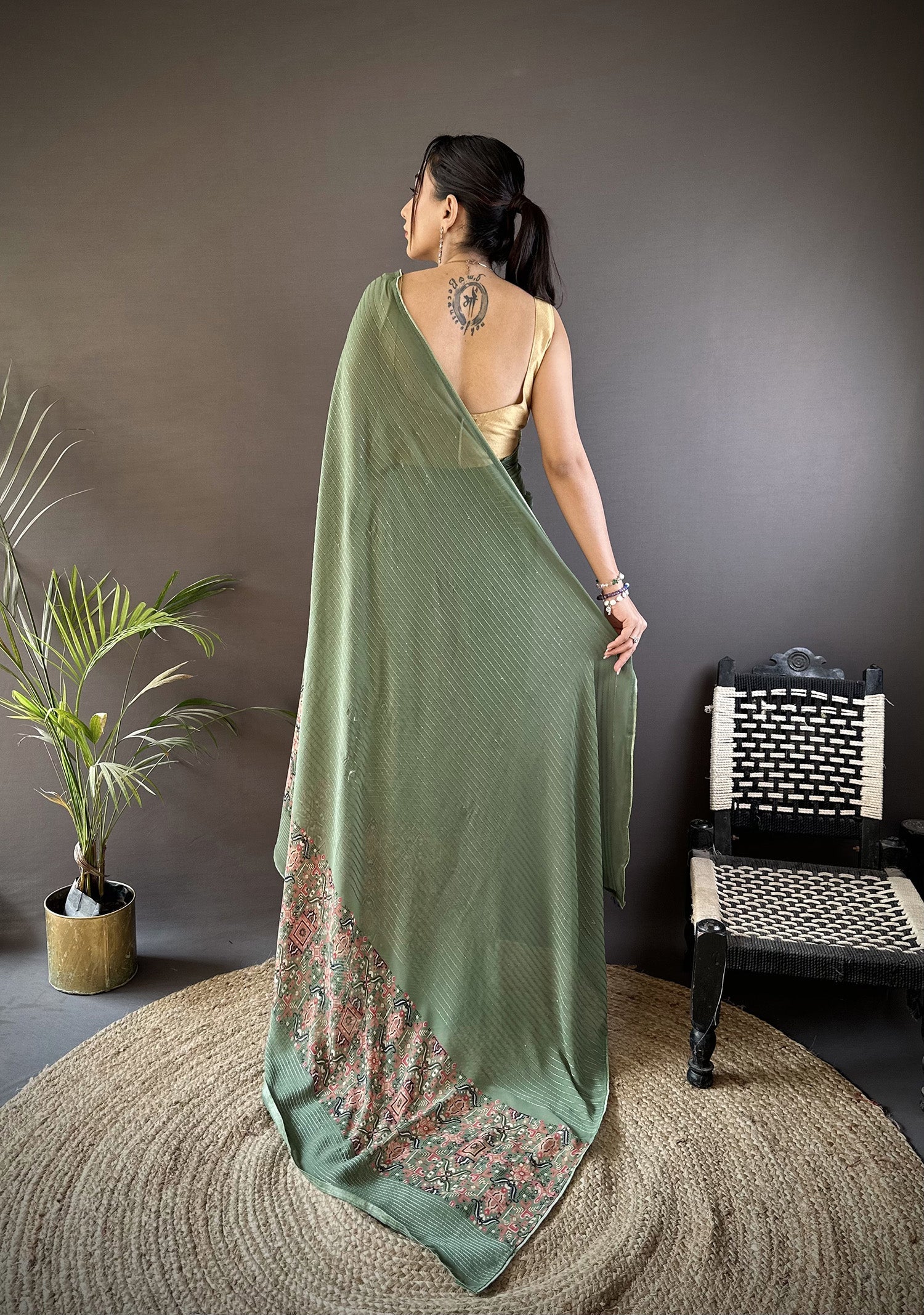 Mehendi Green Georgette Saree with Attractive Foil Print