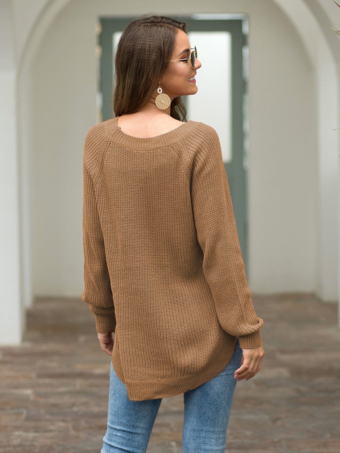 Women's Rust Rounded Hem Long Sleeve Chunky Knit Sweater - Image 38